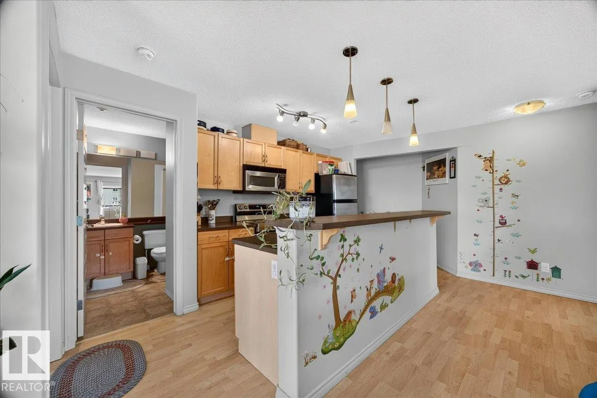 646 MCALLISTER Loop