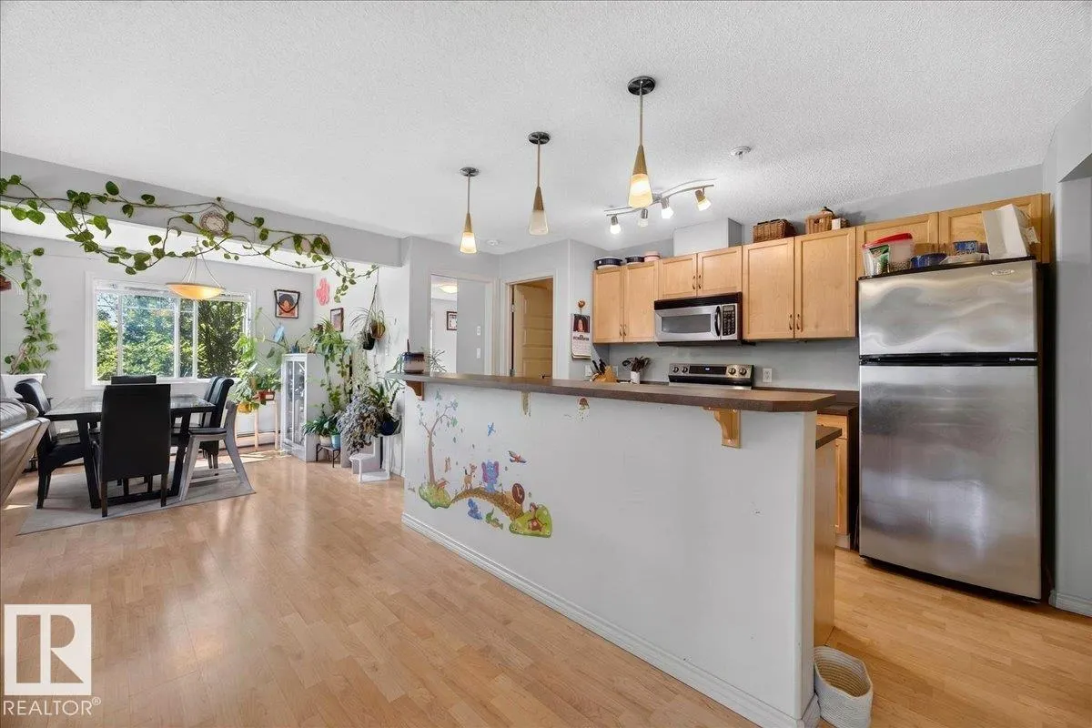 646 MCALLISTER Loop