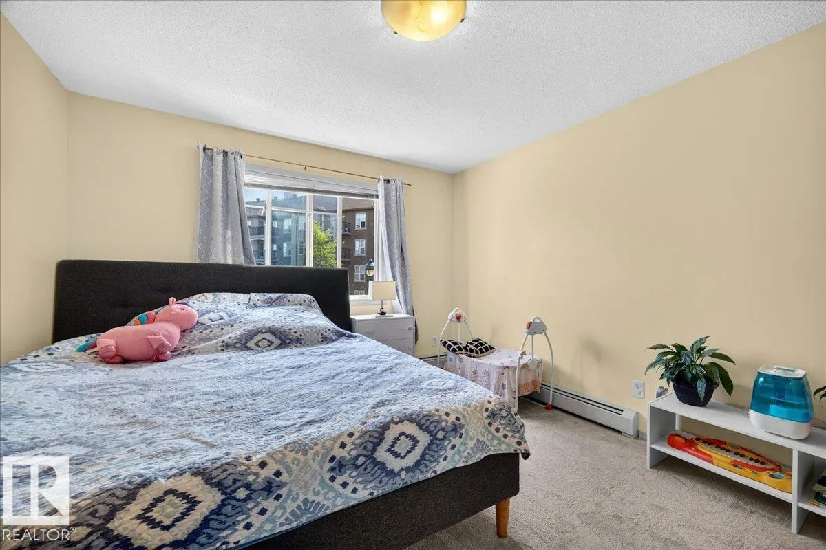 646 MCALLISTER Loop
