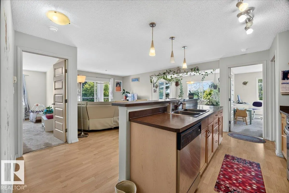 646 MCALLISTER Loop