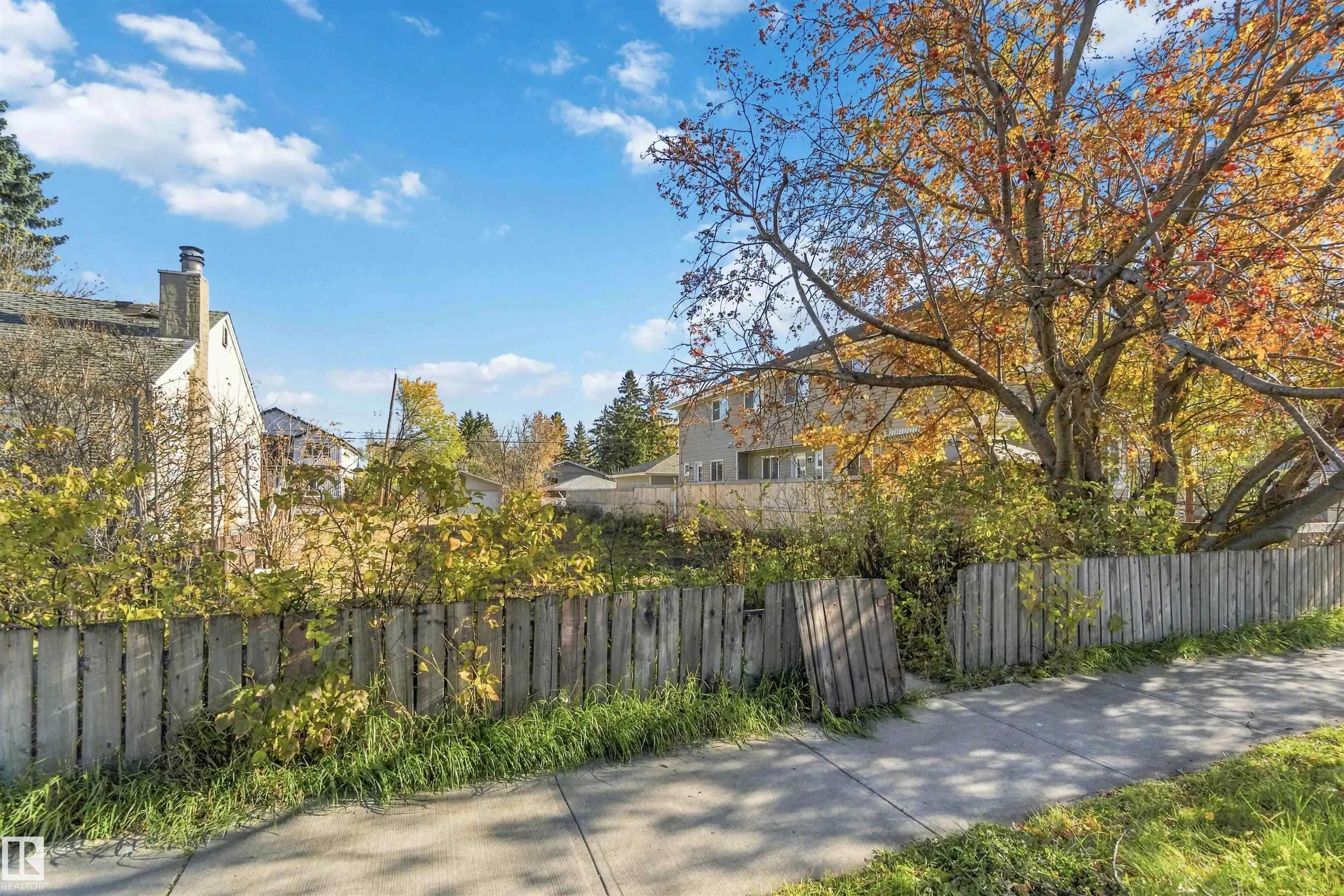12207 127 Street