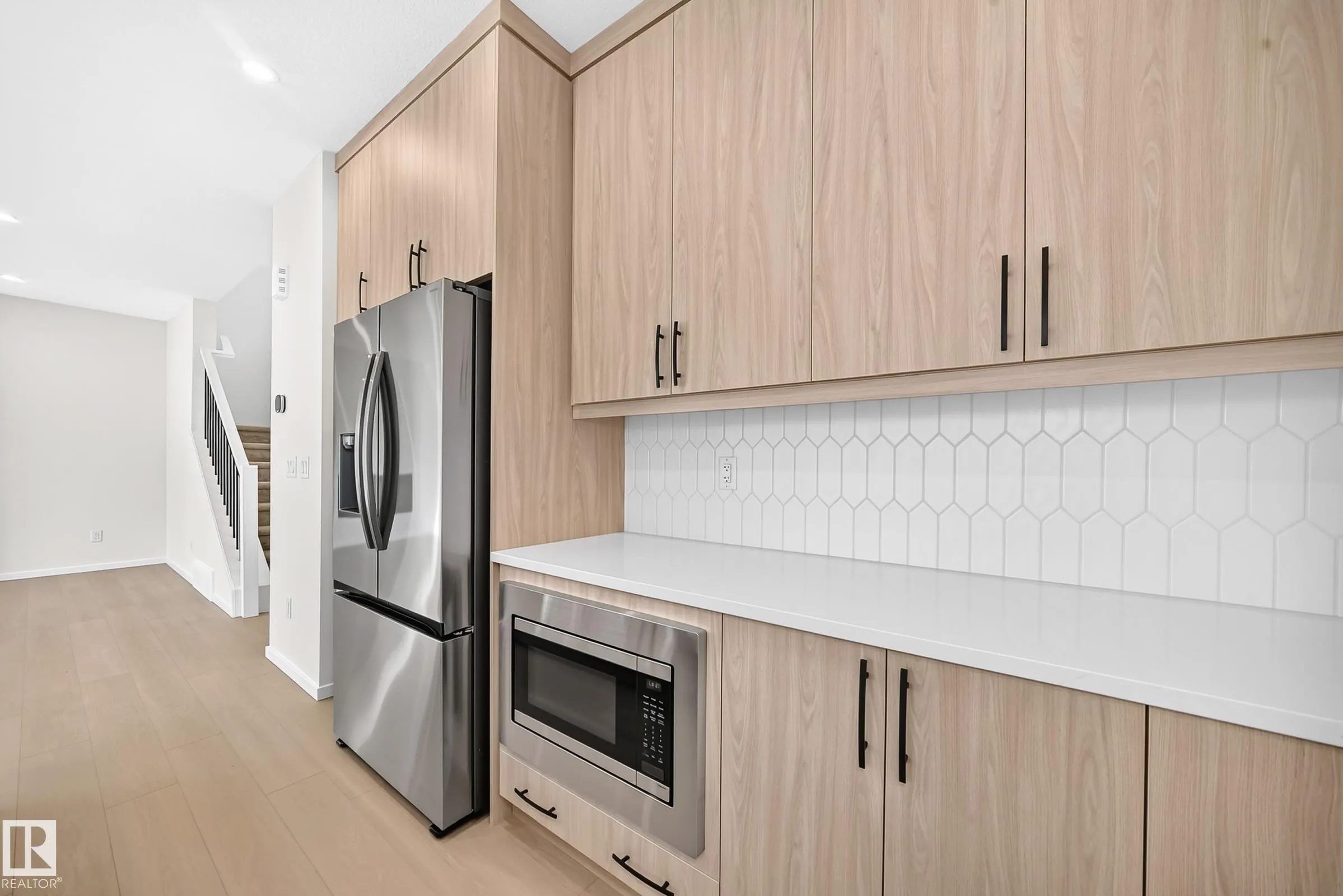 1512 205 Street