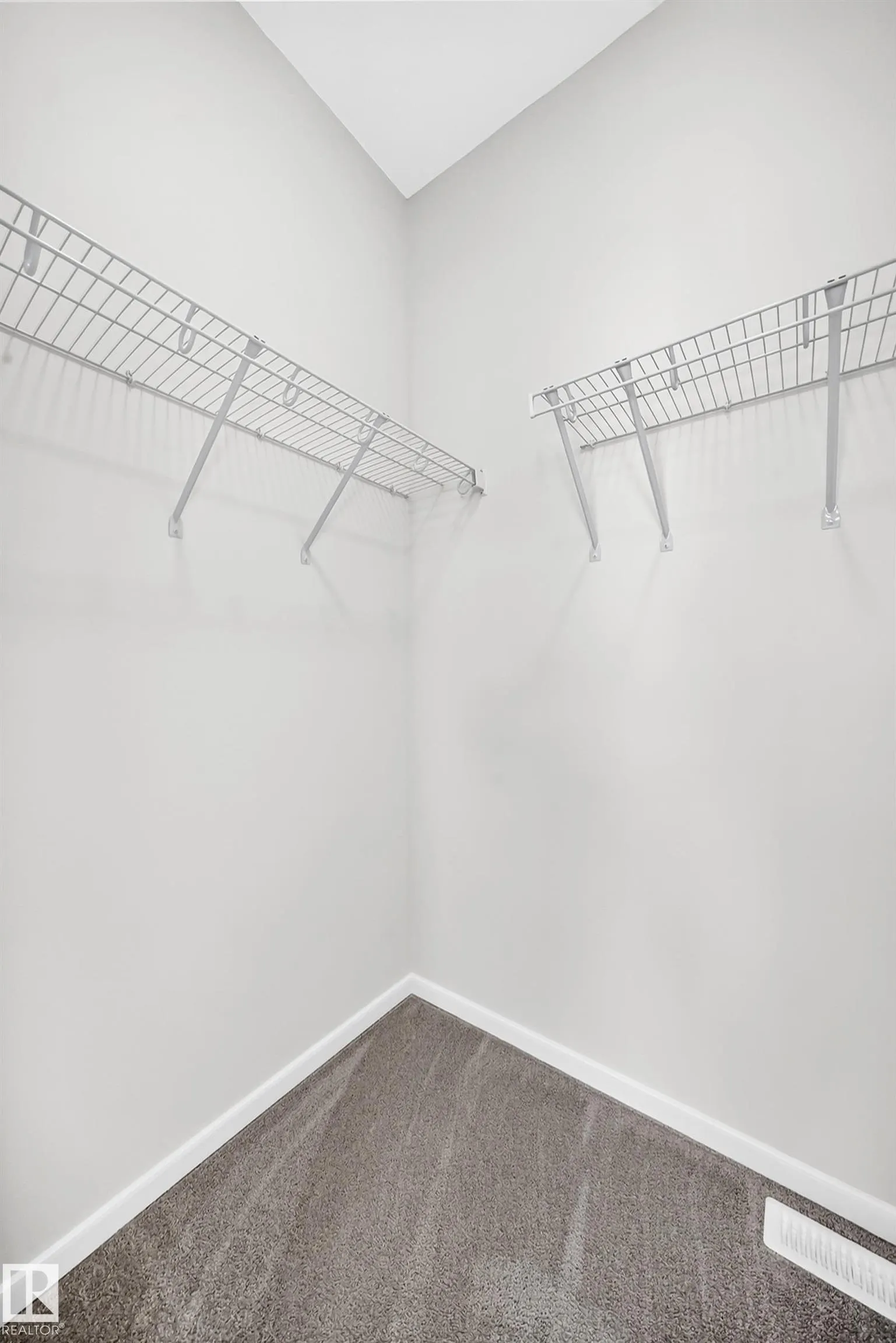 1512 205 Street