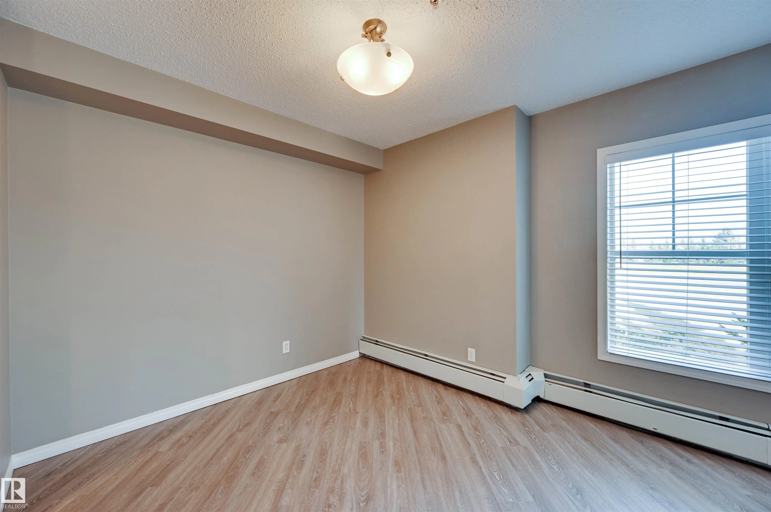 616 MCALLISTER Loop