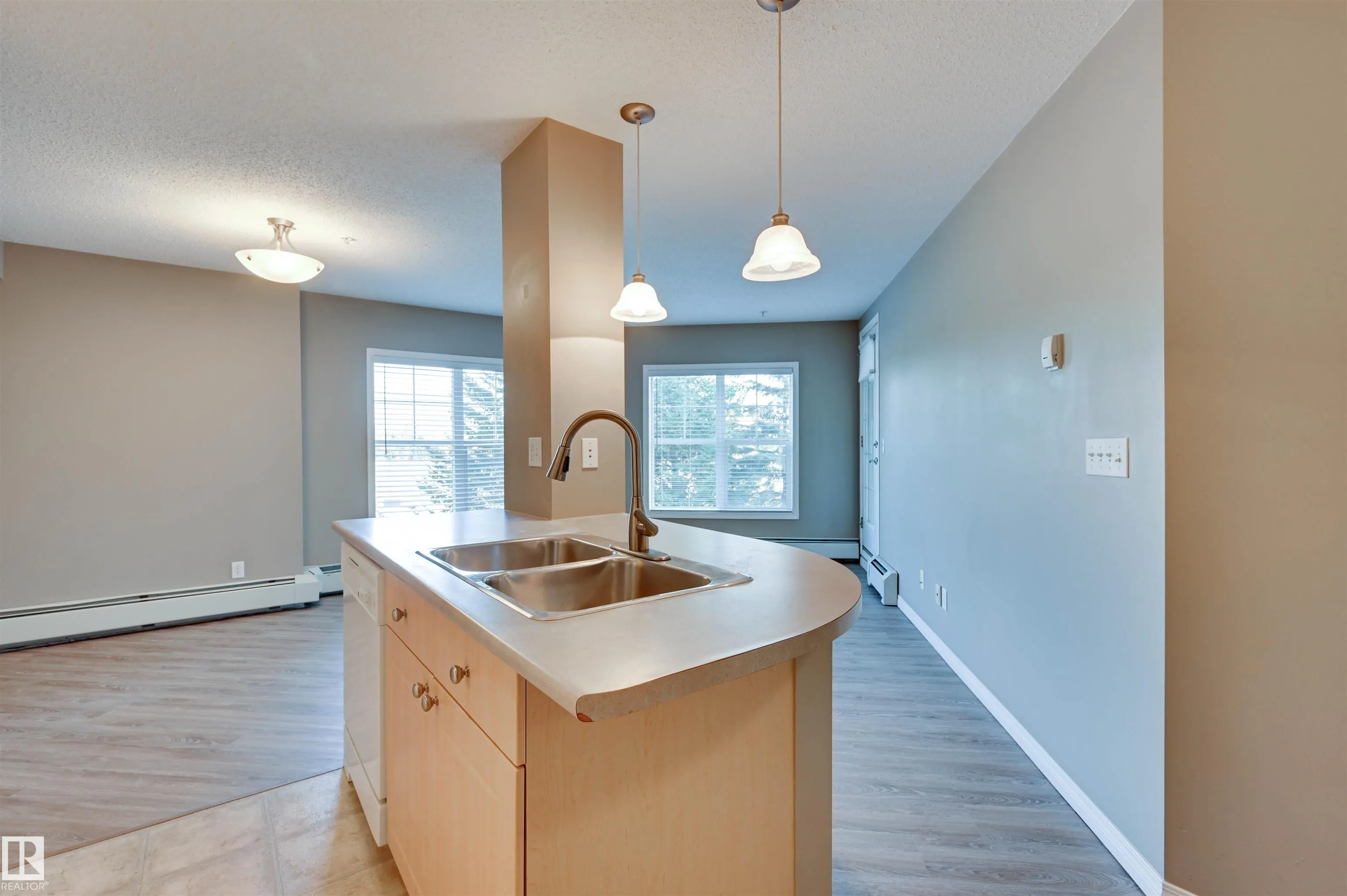 616 MCALLISTER Loop