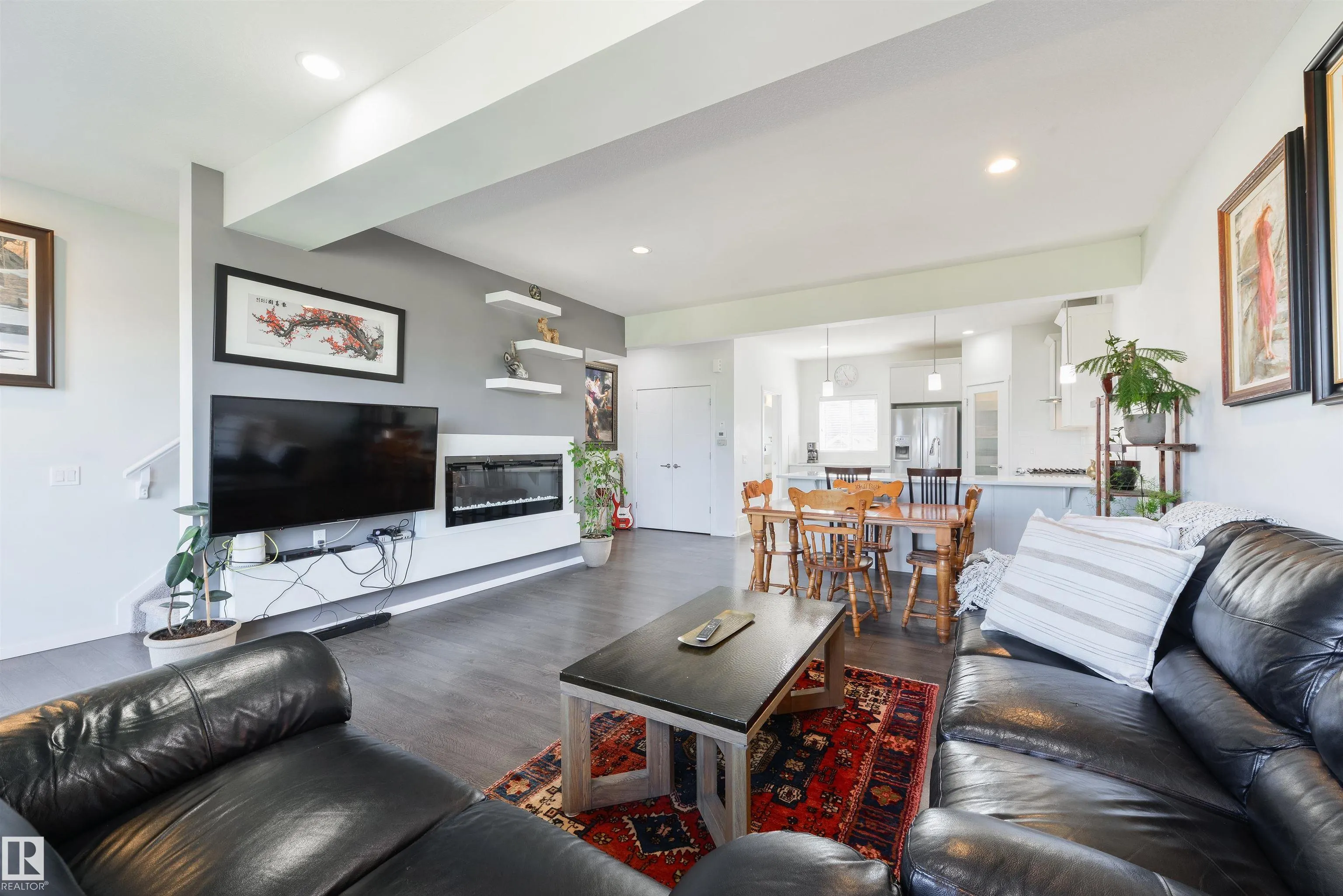 8265 CHAPPELLE Way