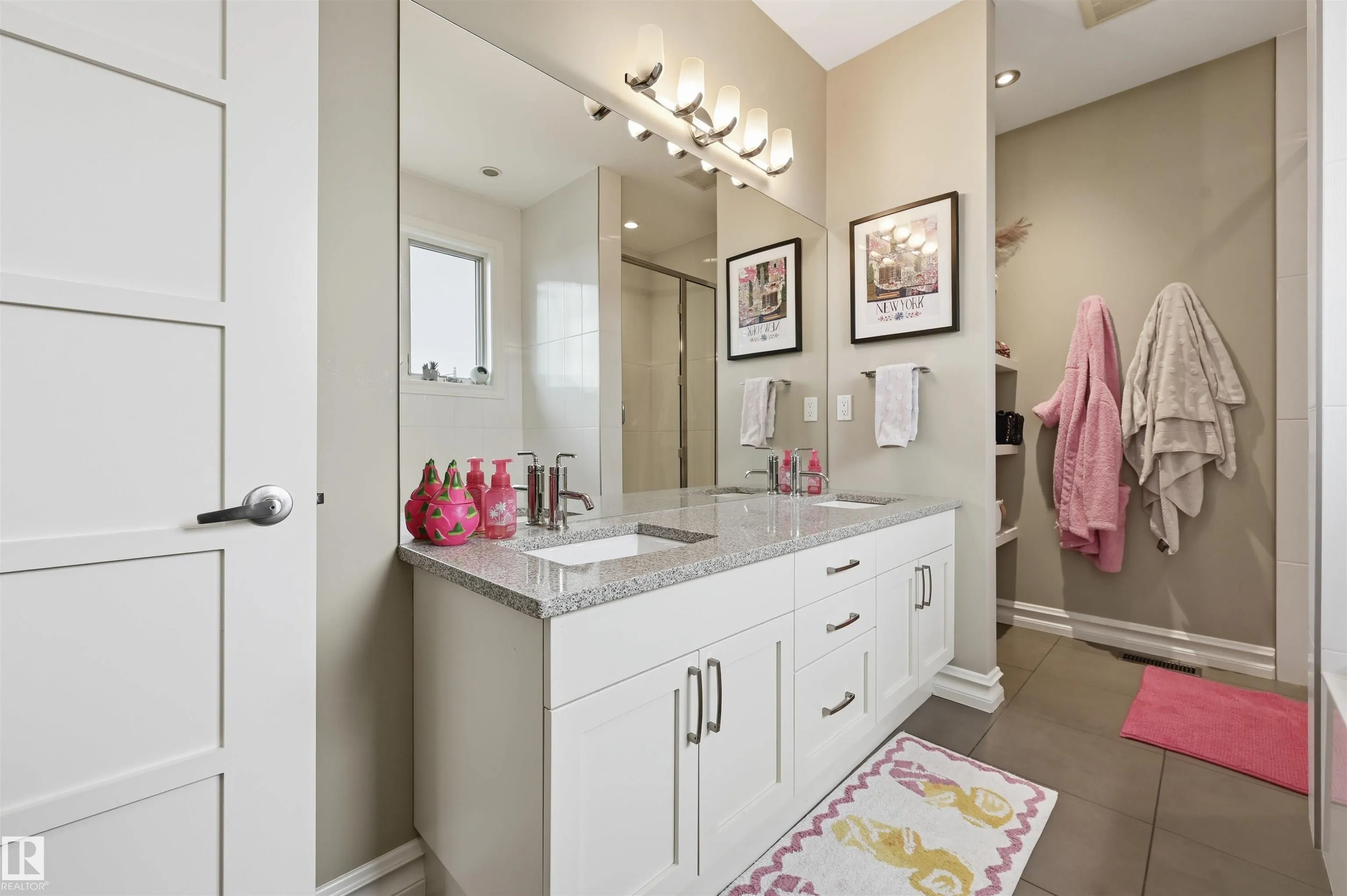 2446 MARTELL Crescent