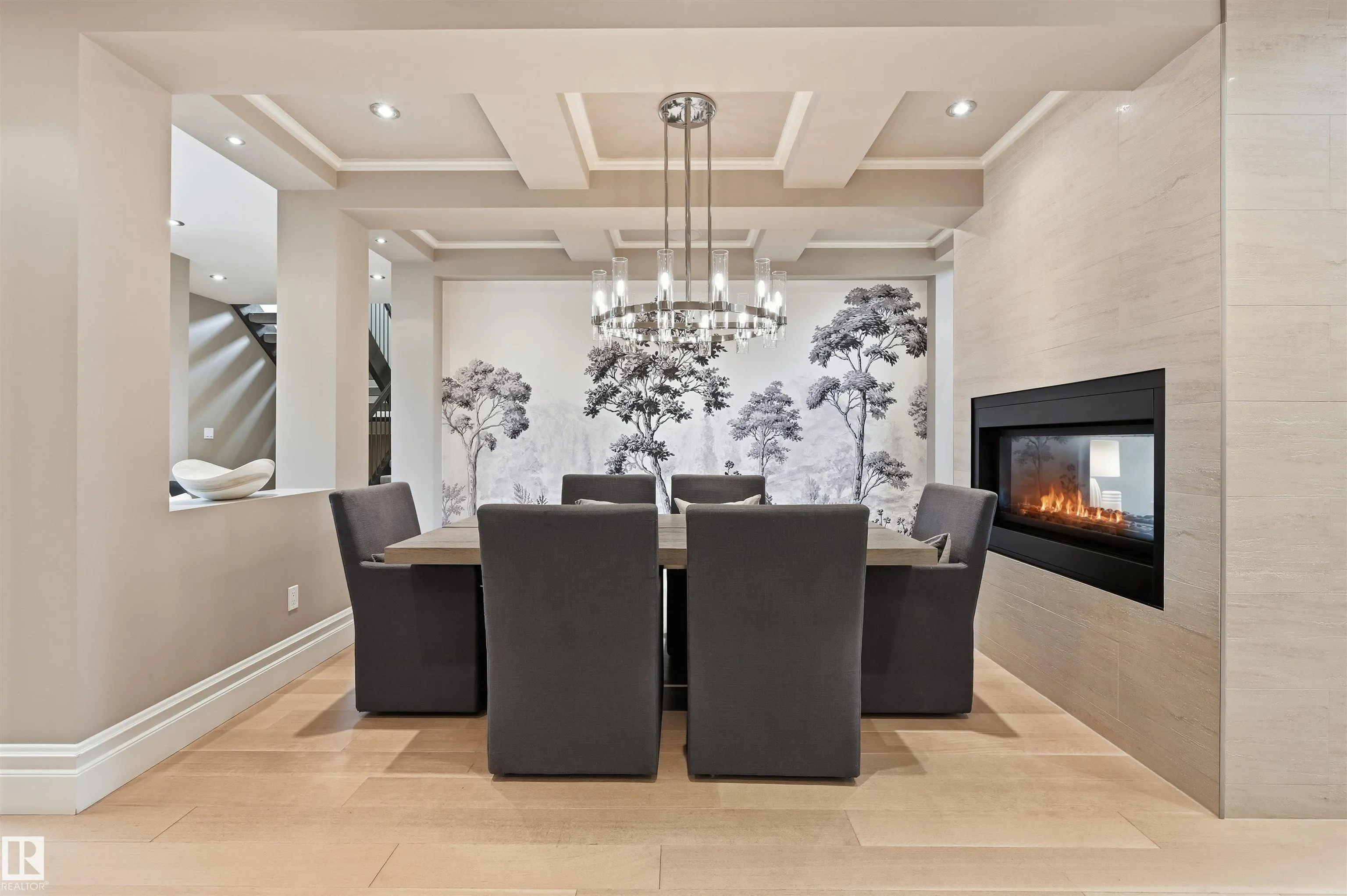 2446 MARTELL Crescent