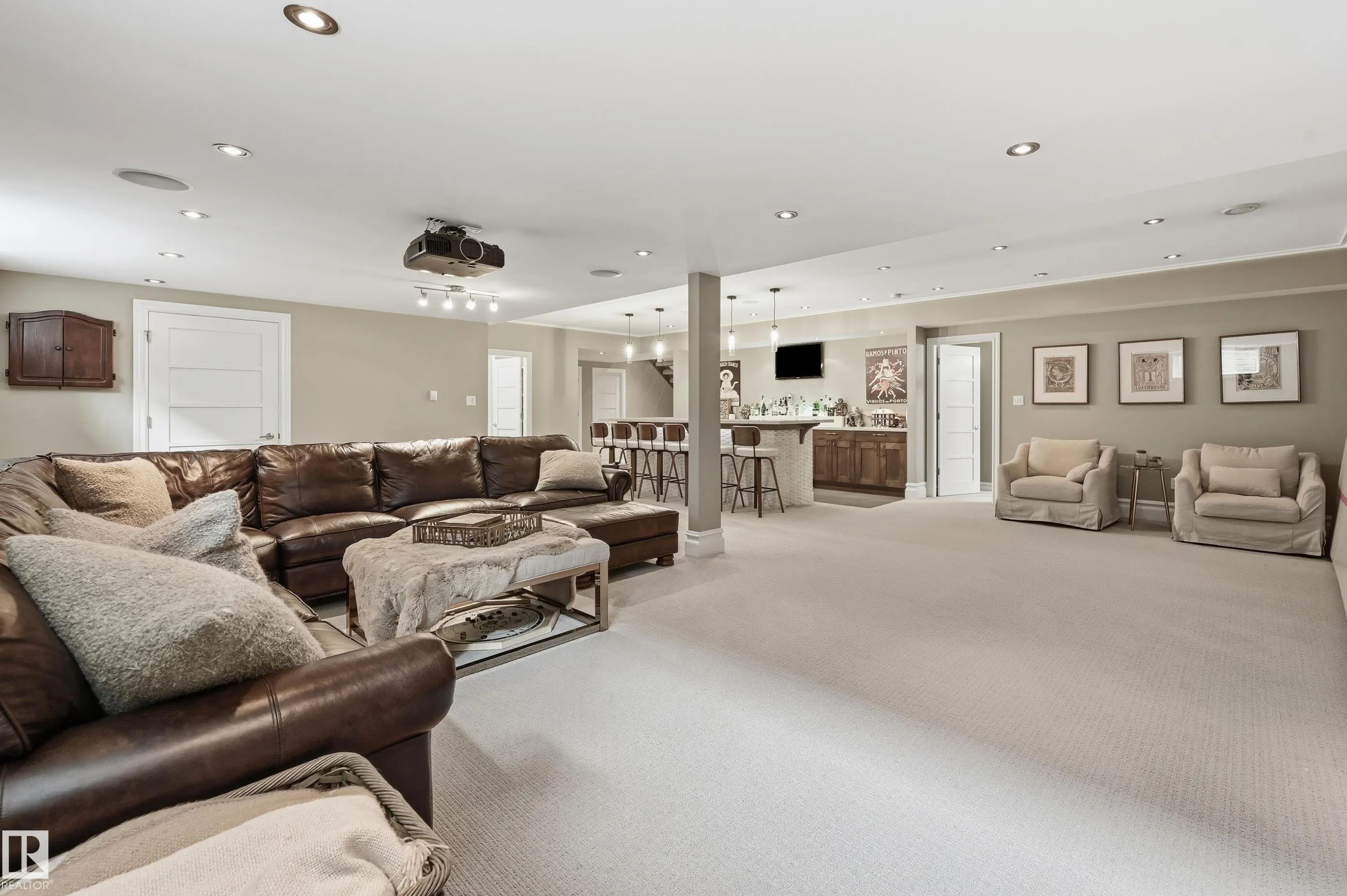 2446 MARTELL Crescent