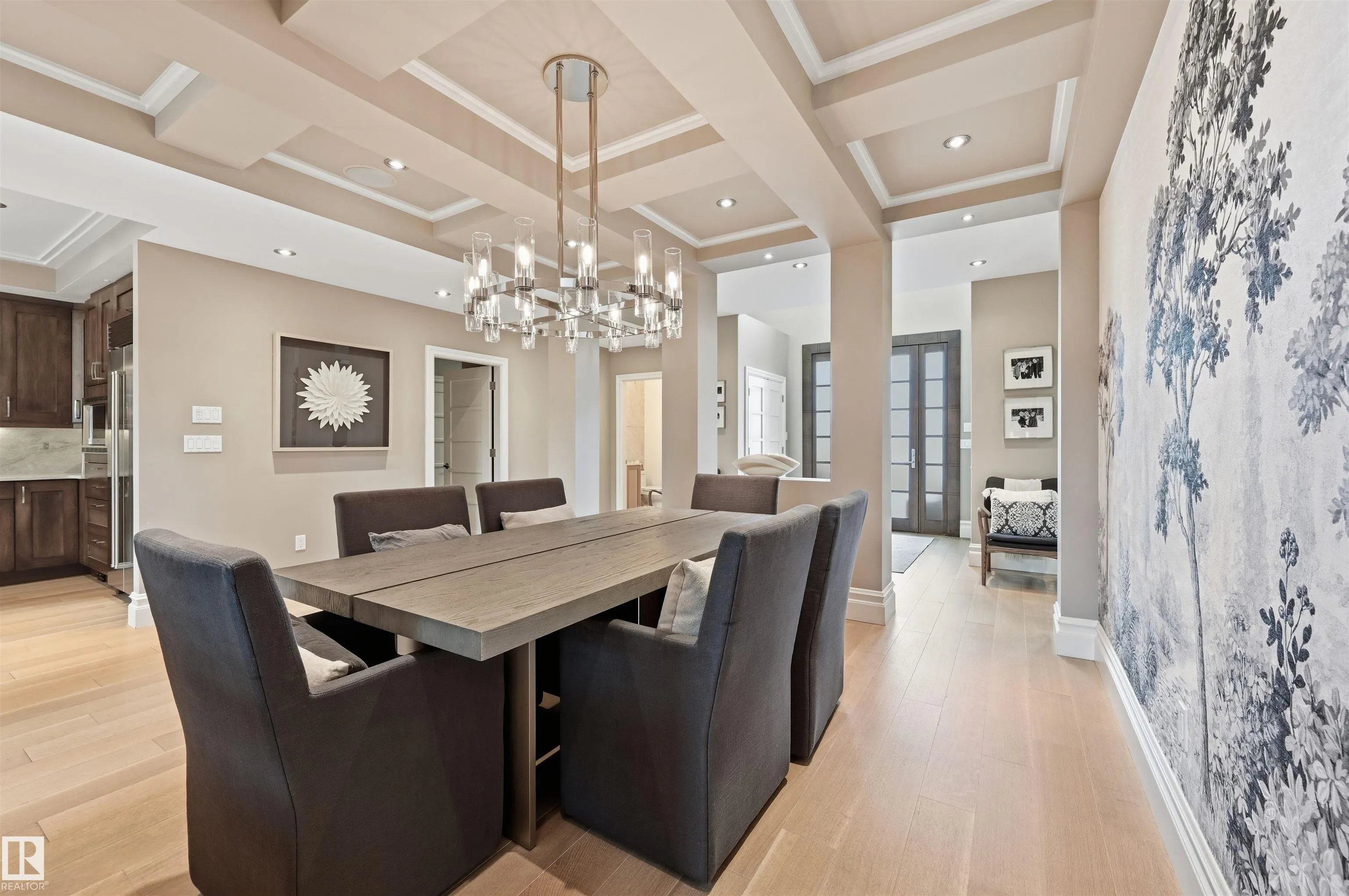 2446 MARTELL Crescent