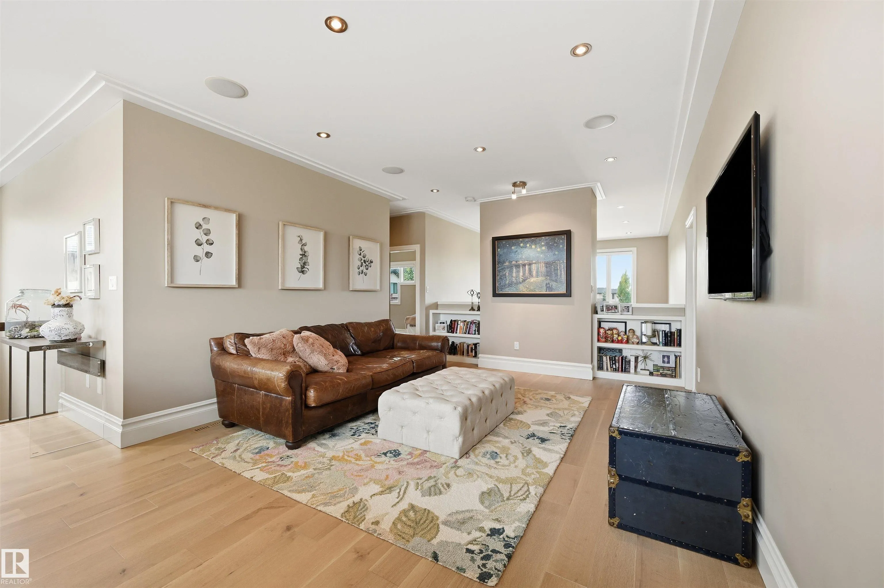 2446 MARTELL Crescent