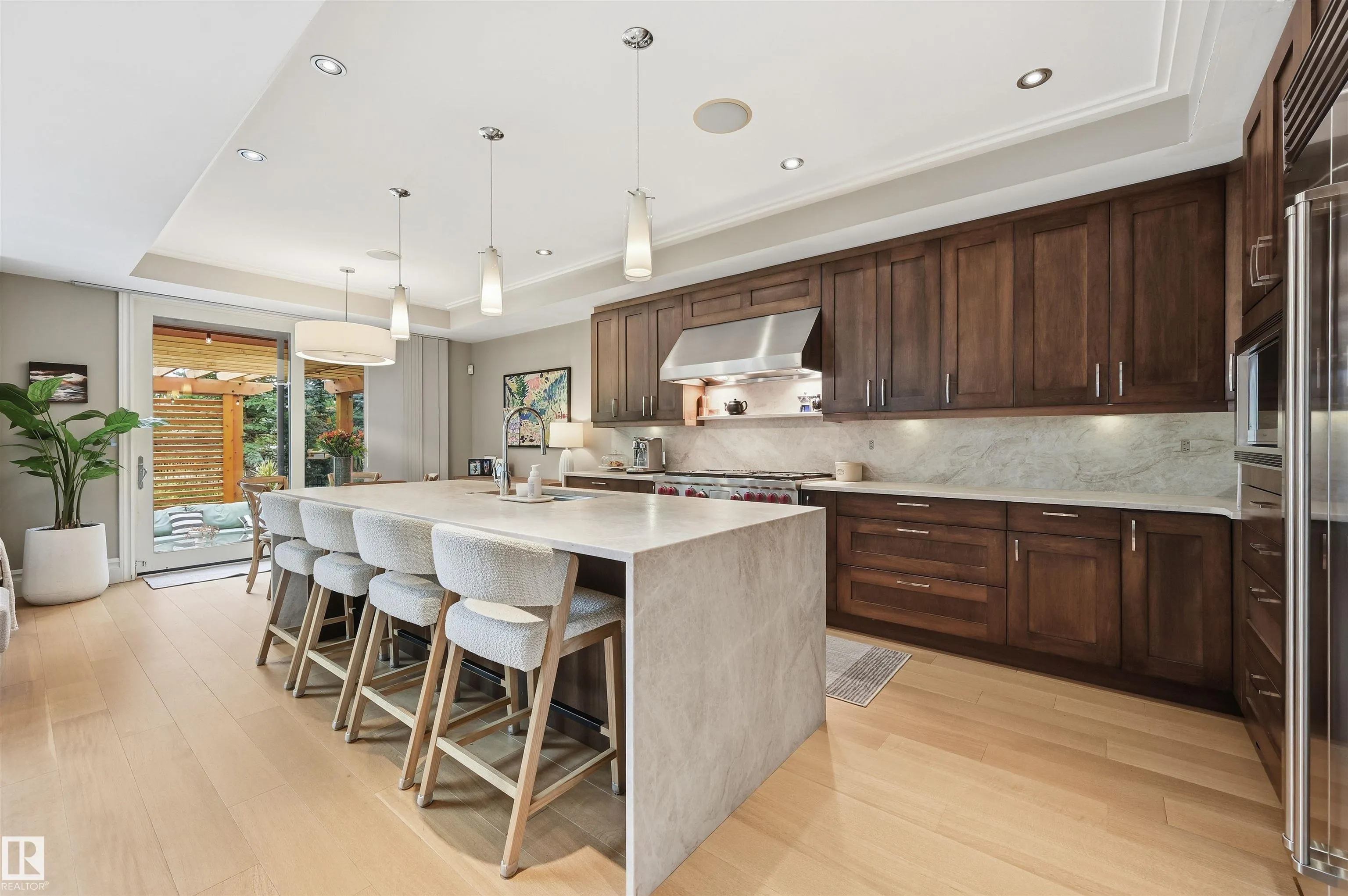 2446 MARTELL Crescent