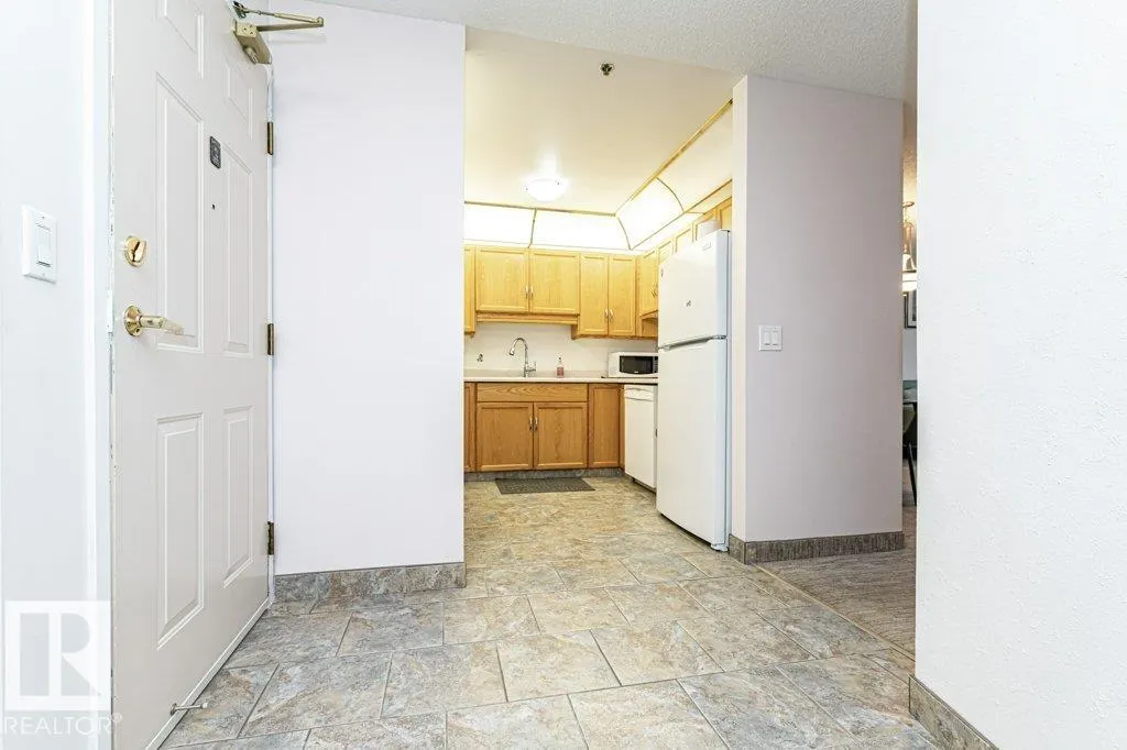 9926 100 Avenue