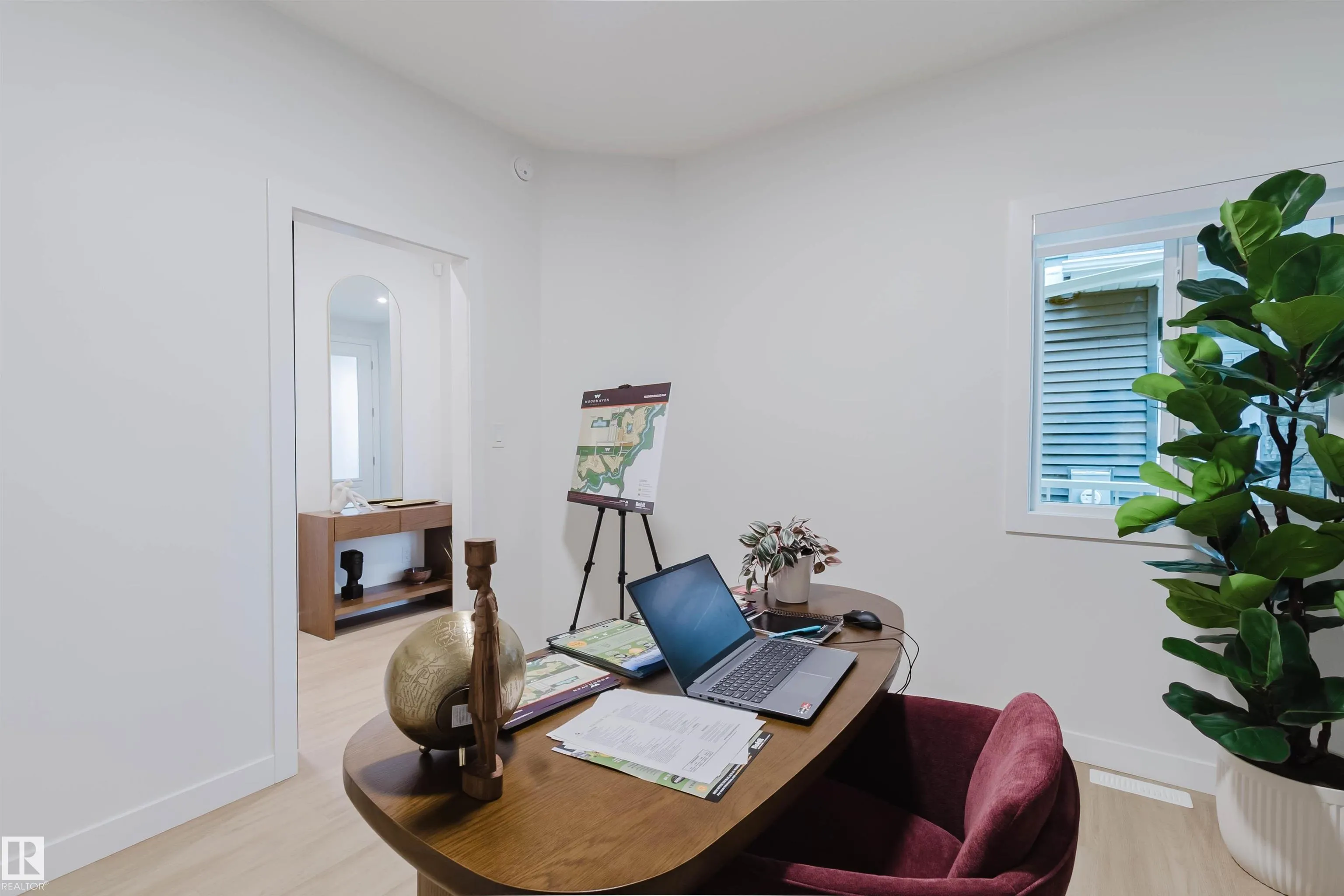 957 Elderberry Landing