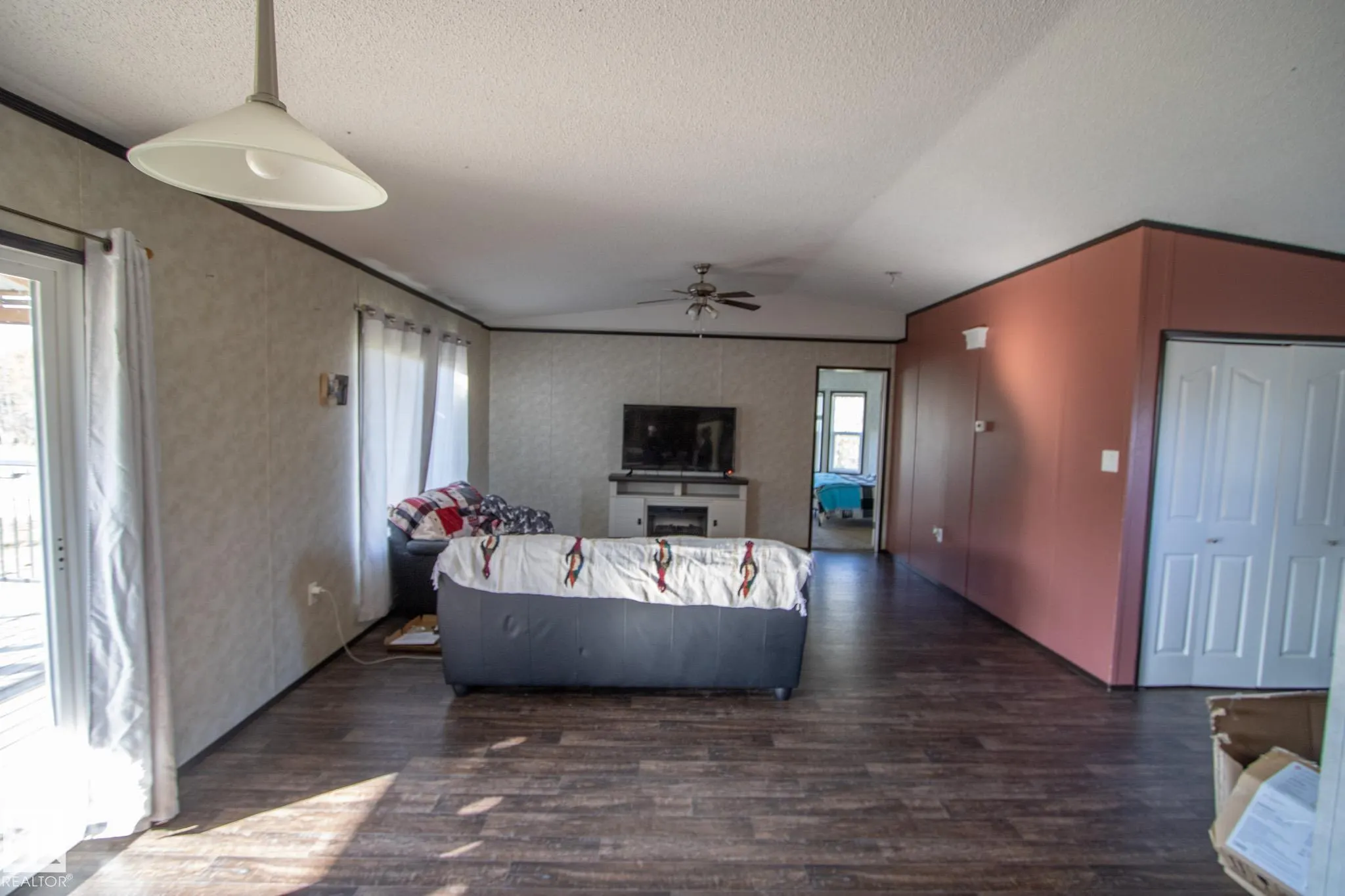 11211 Twp Rd 611