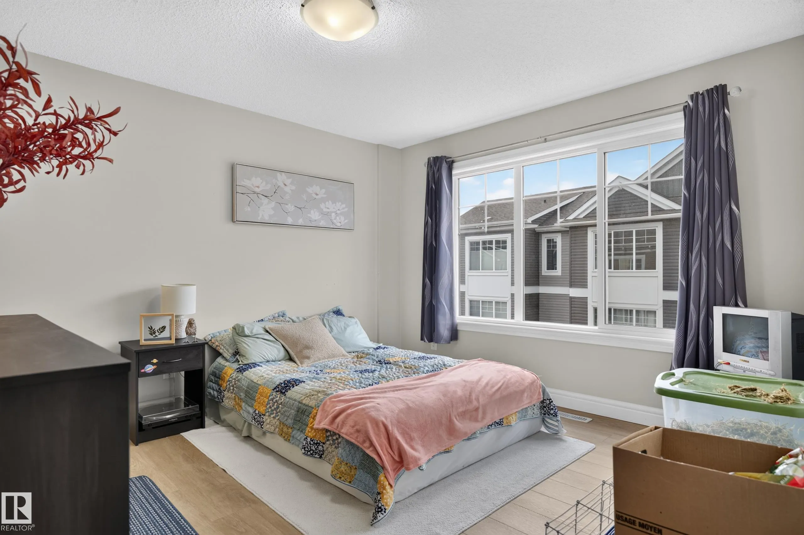 1391 Starling Drive