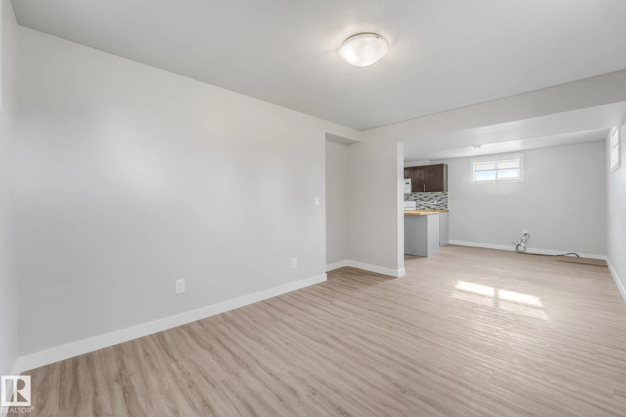 11308 129 Avenue
