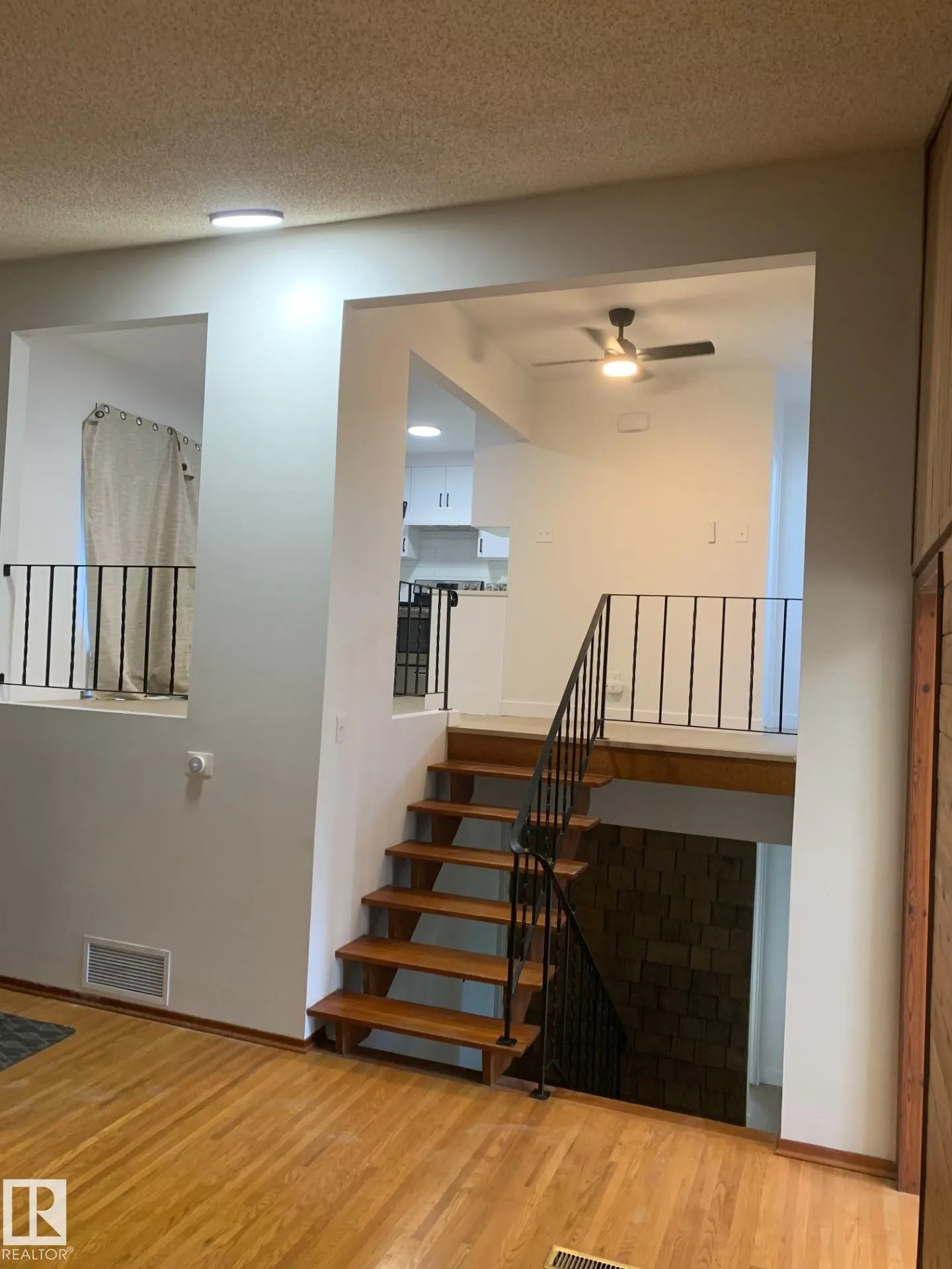 16321 - 109A Ave