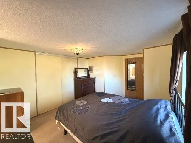 1234 Lake Vista Crescent