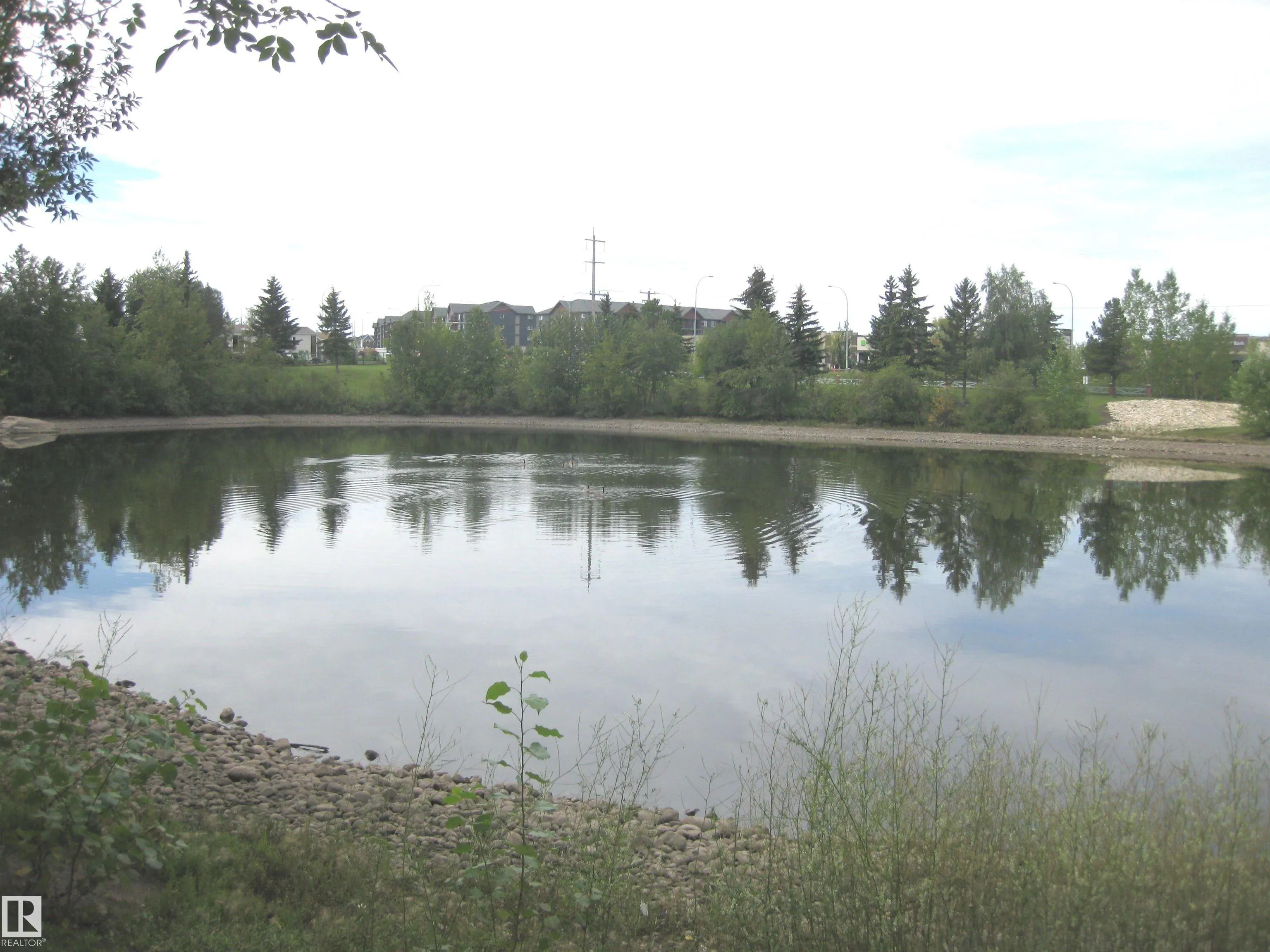 1234 Lake Vista Crescent