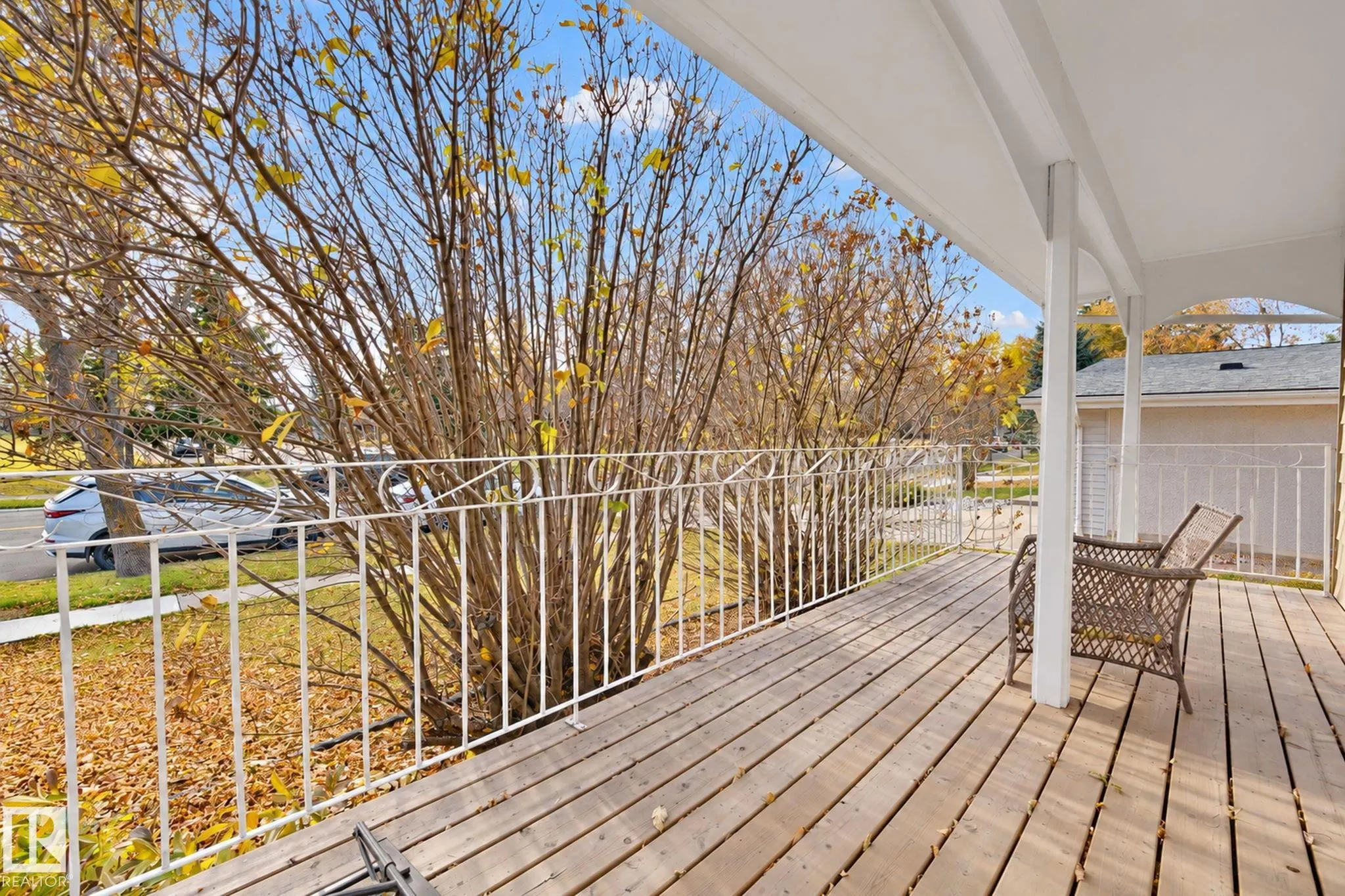 9 AKINS Drive