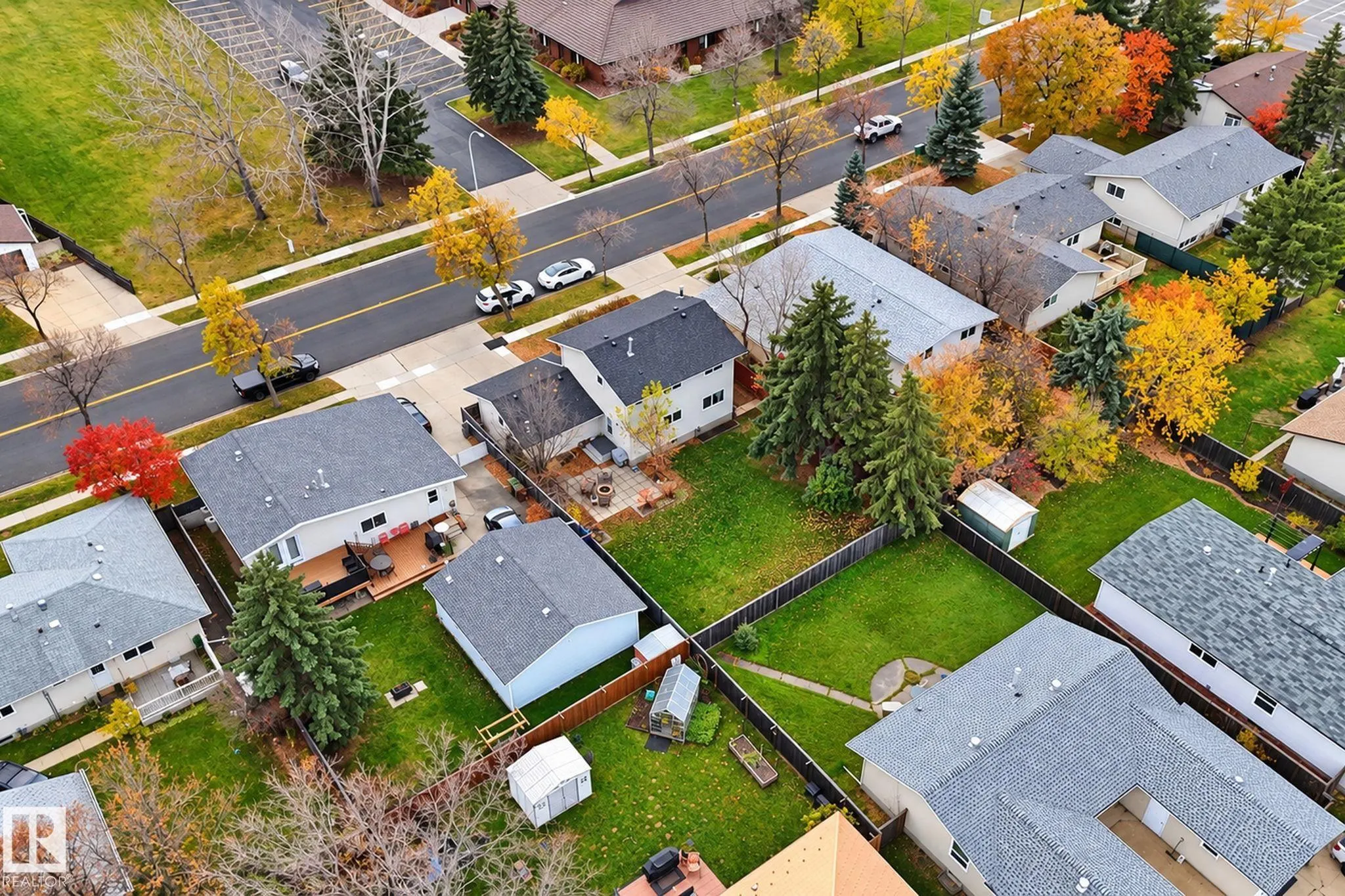 9 AKINS Drive