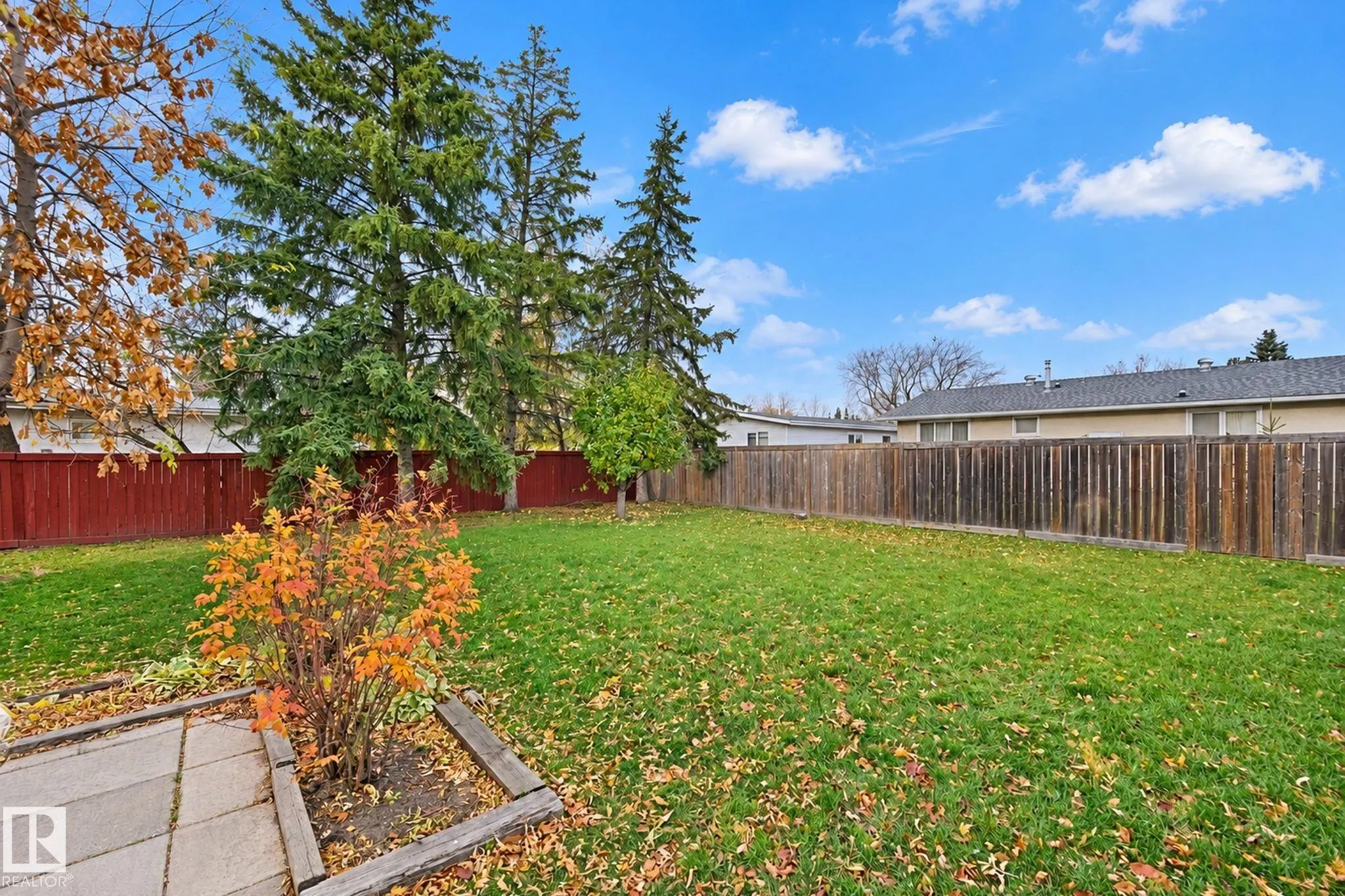 9 AKINS Drive