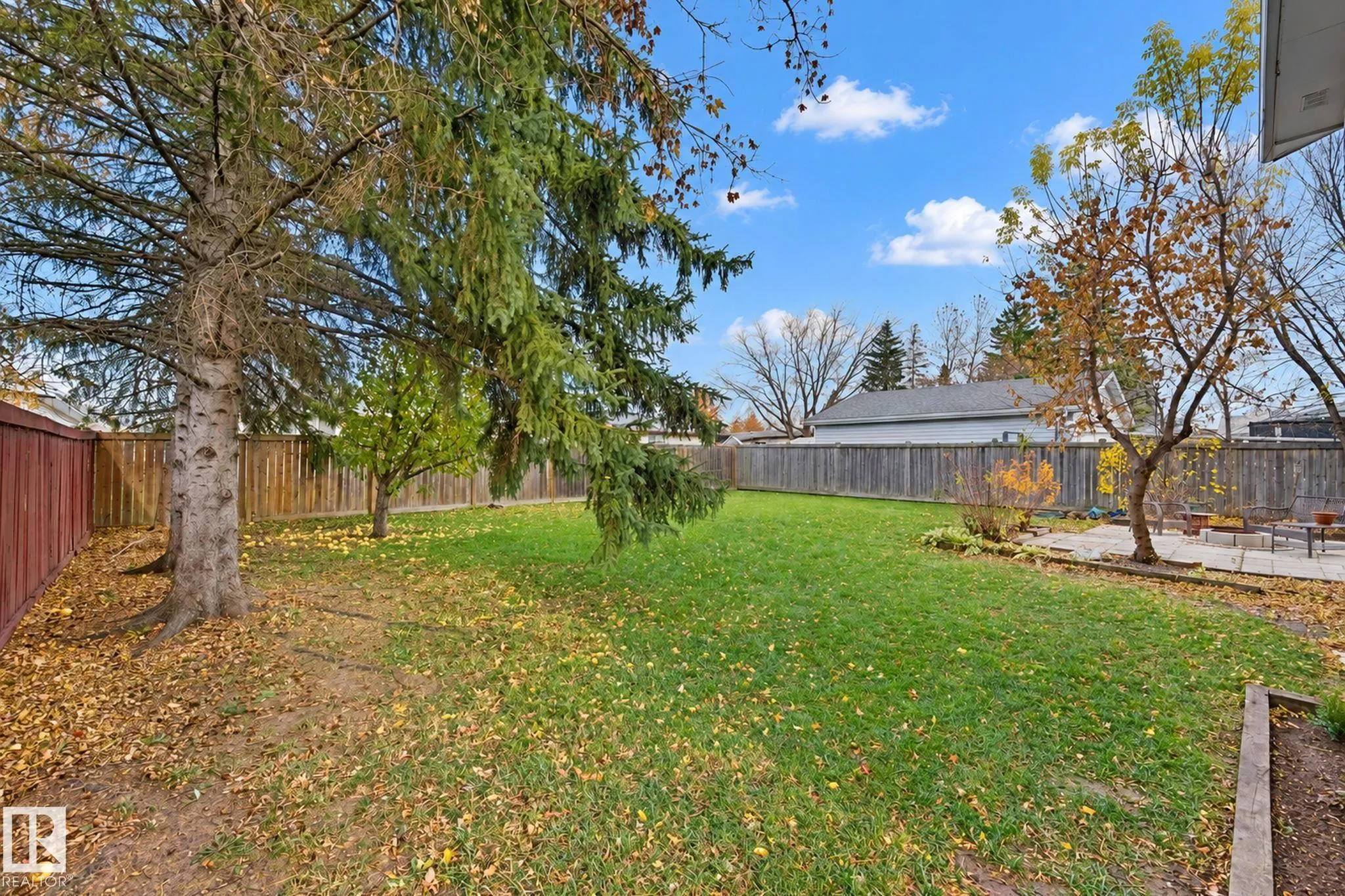 9 AKINS Drive