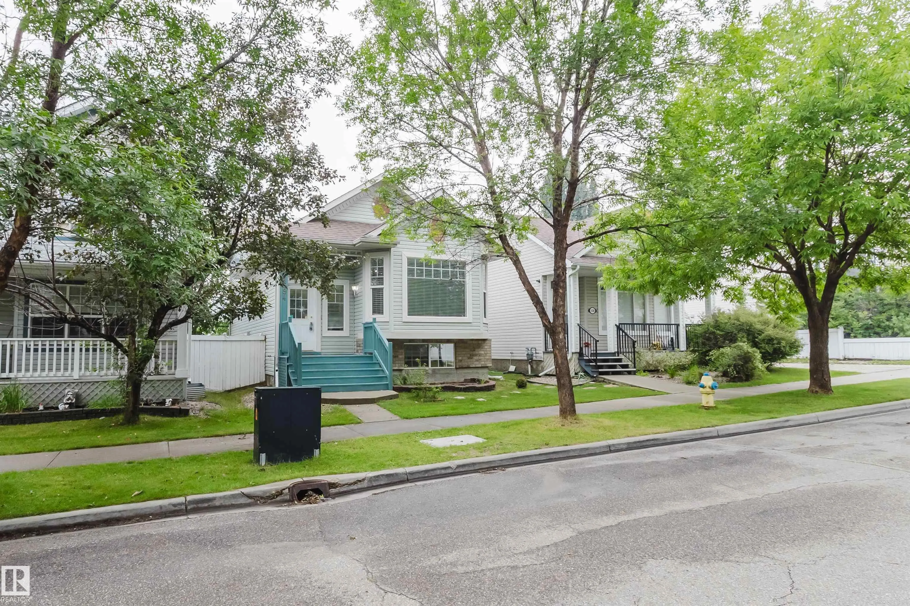 1694 TOMPKINS Wynd