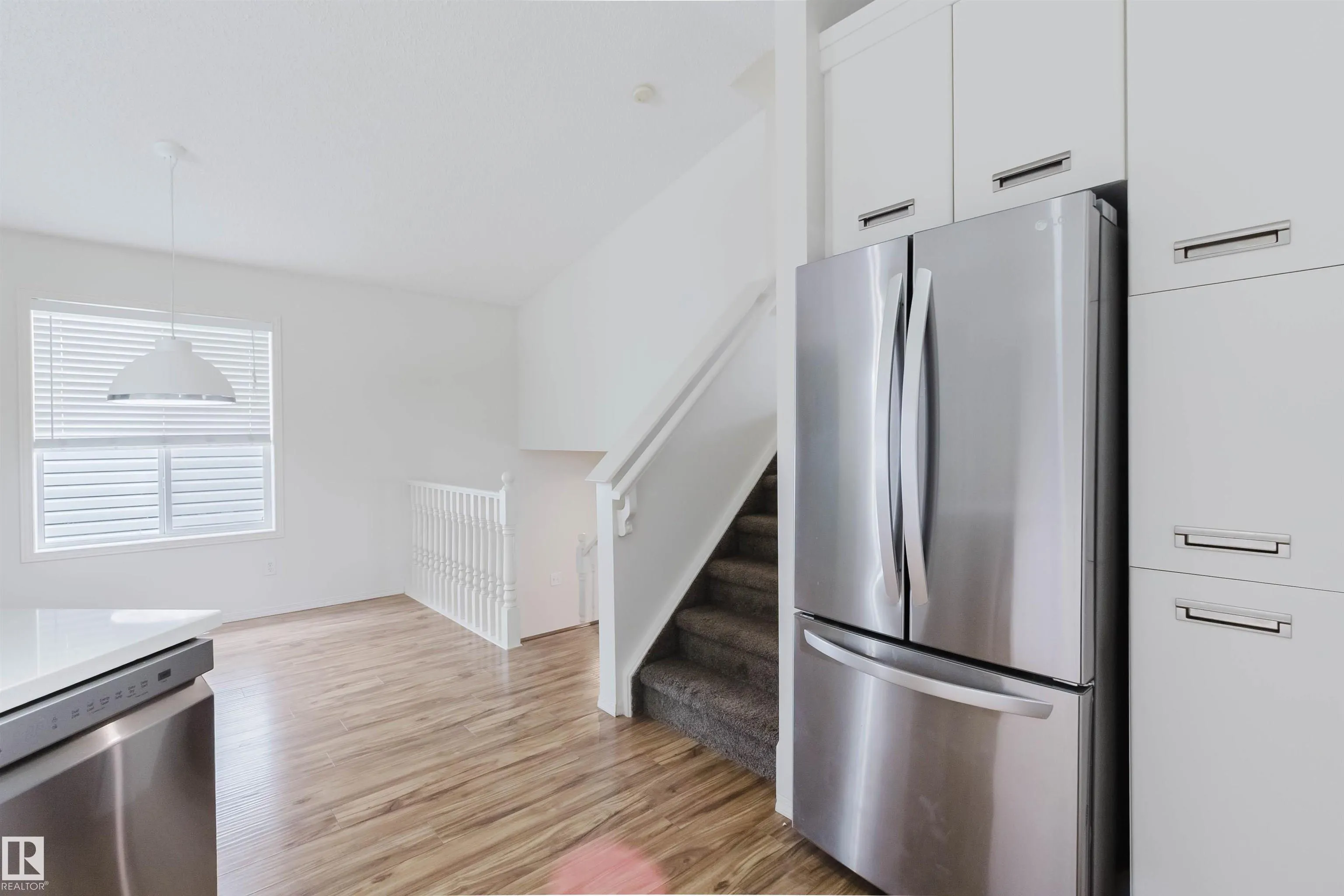 1694 TOMPKINS Wynd