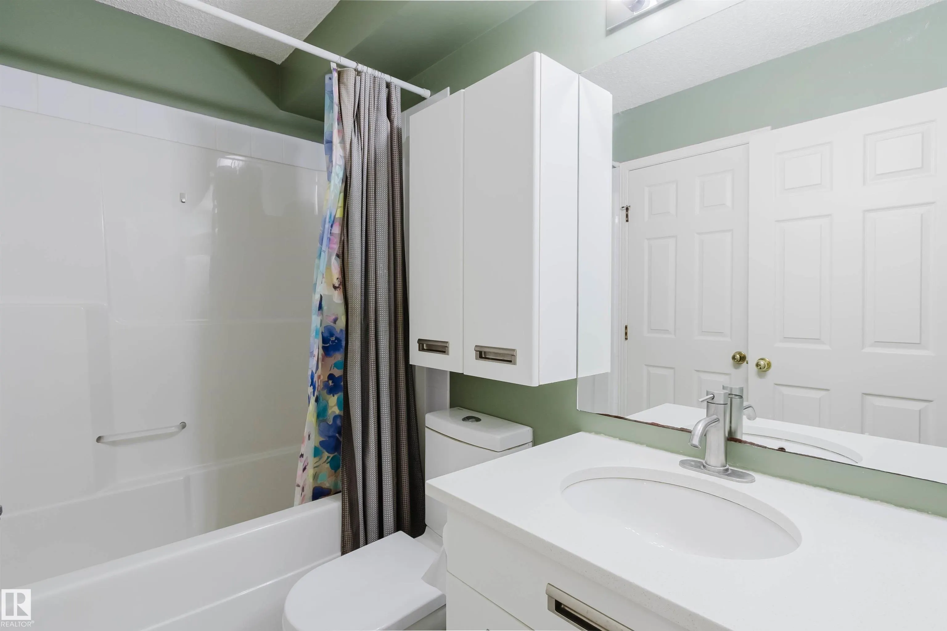 1694 TOMPKINS Wynd
