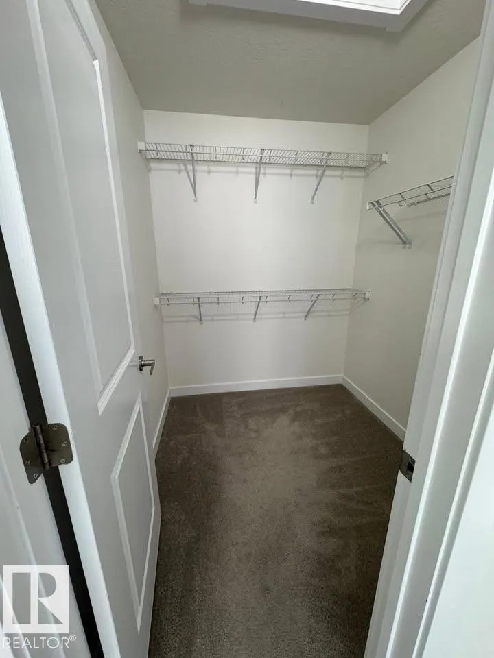 938 Daniels Loop