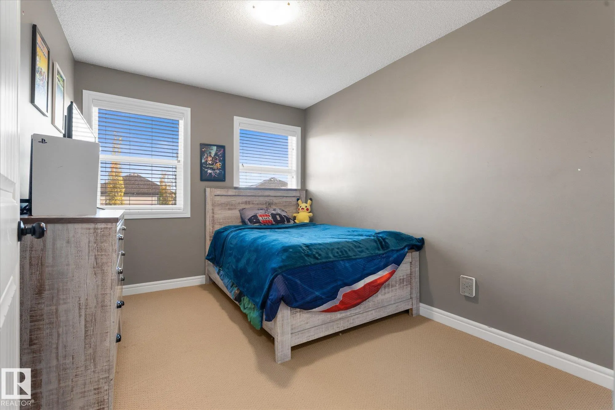 20 CARAGANA Way