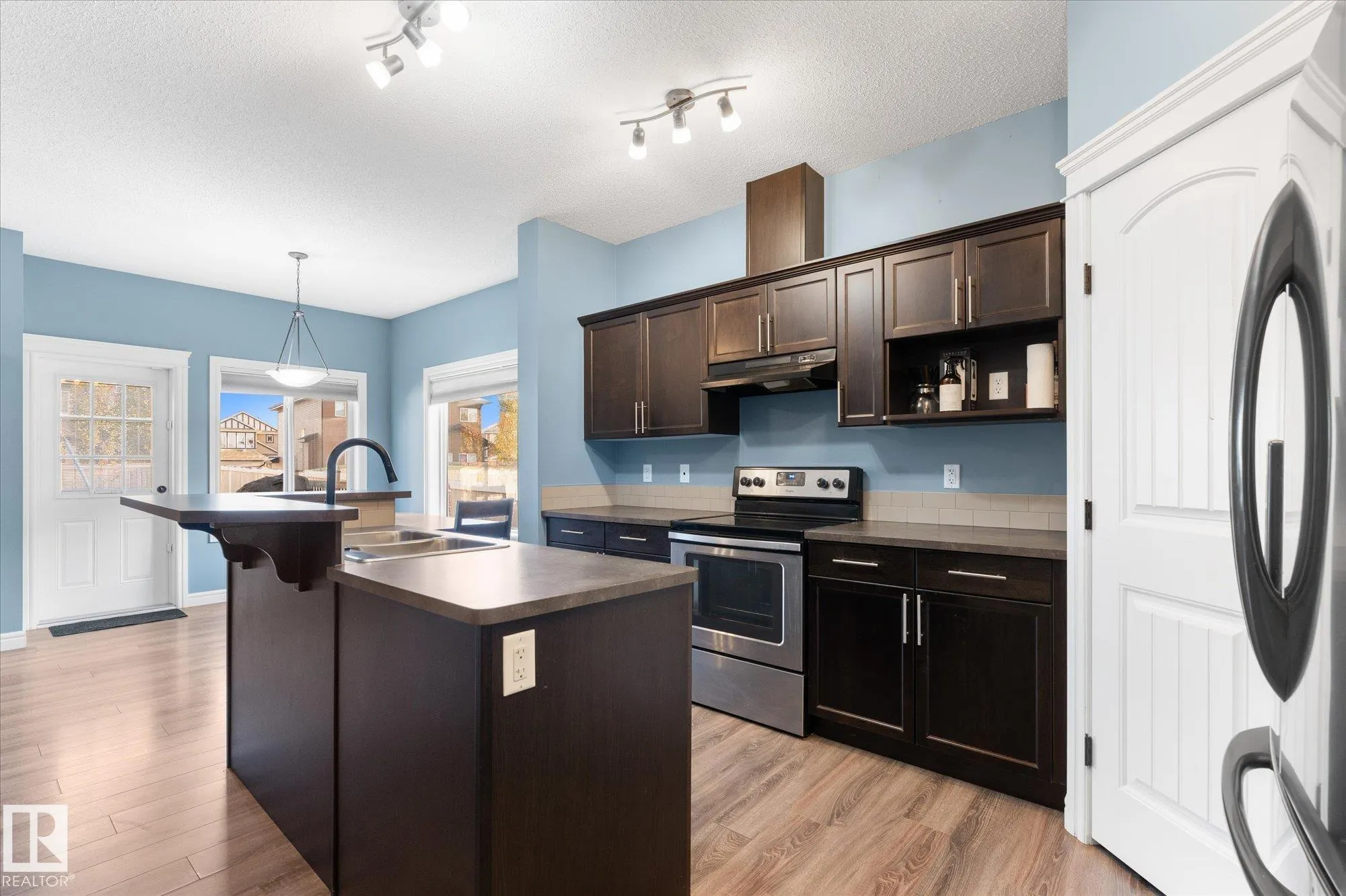 20 CARAGANA Way