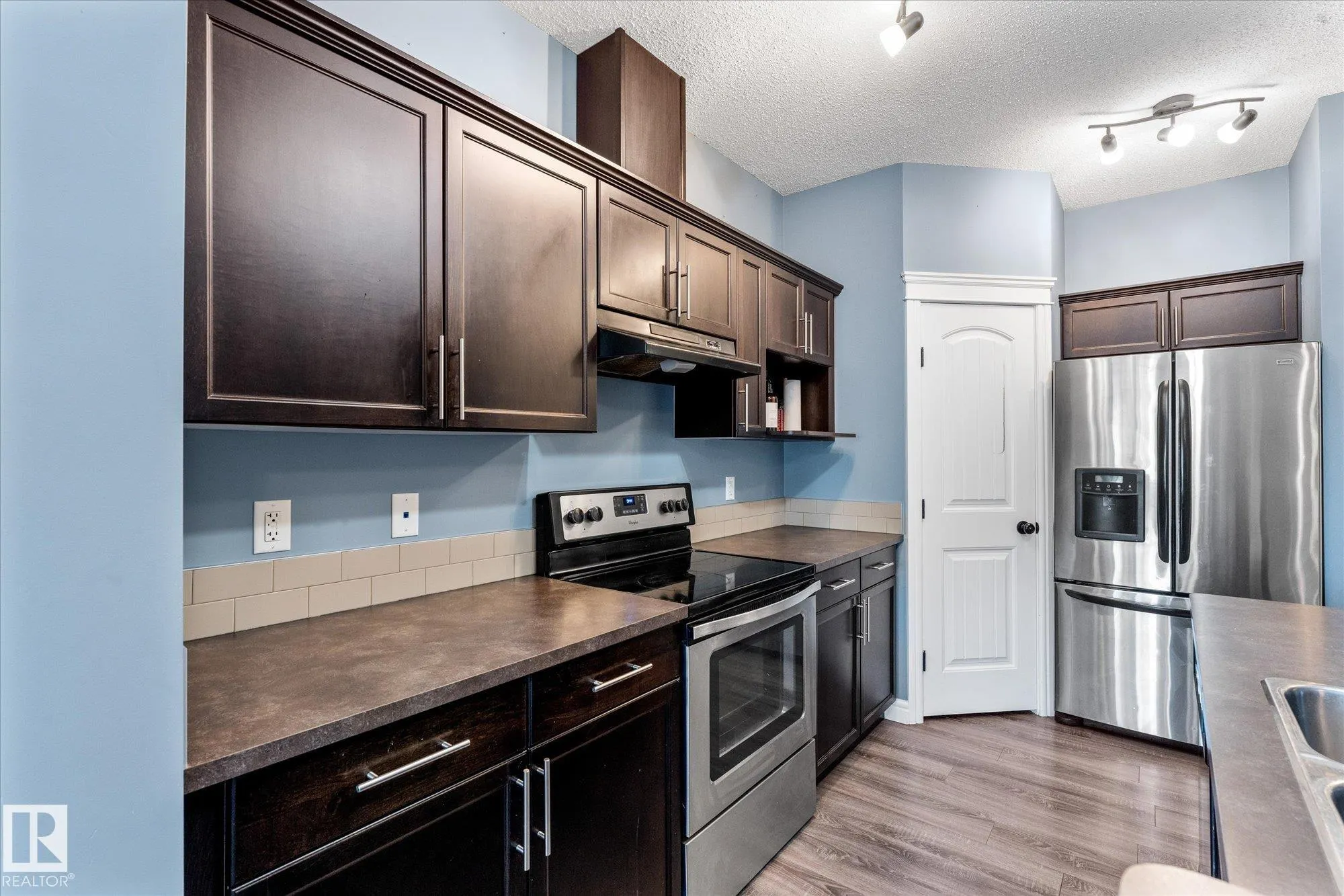 20 CARAGANA Way