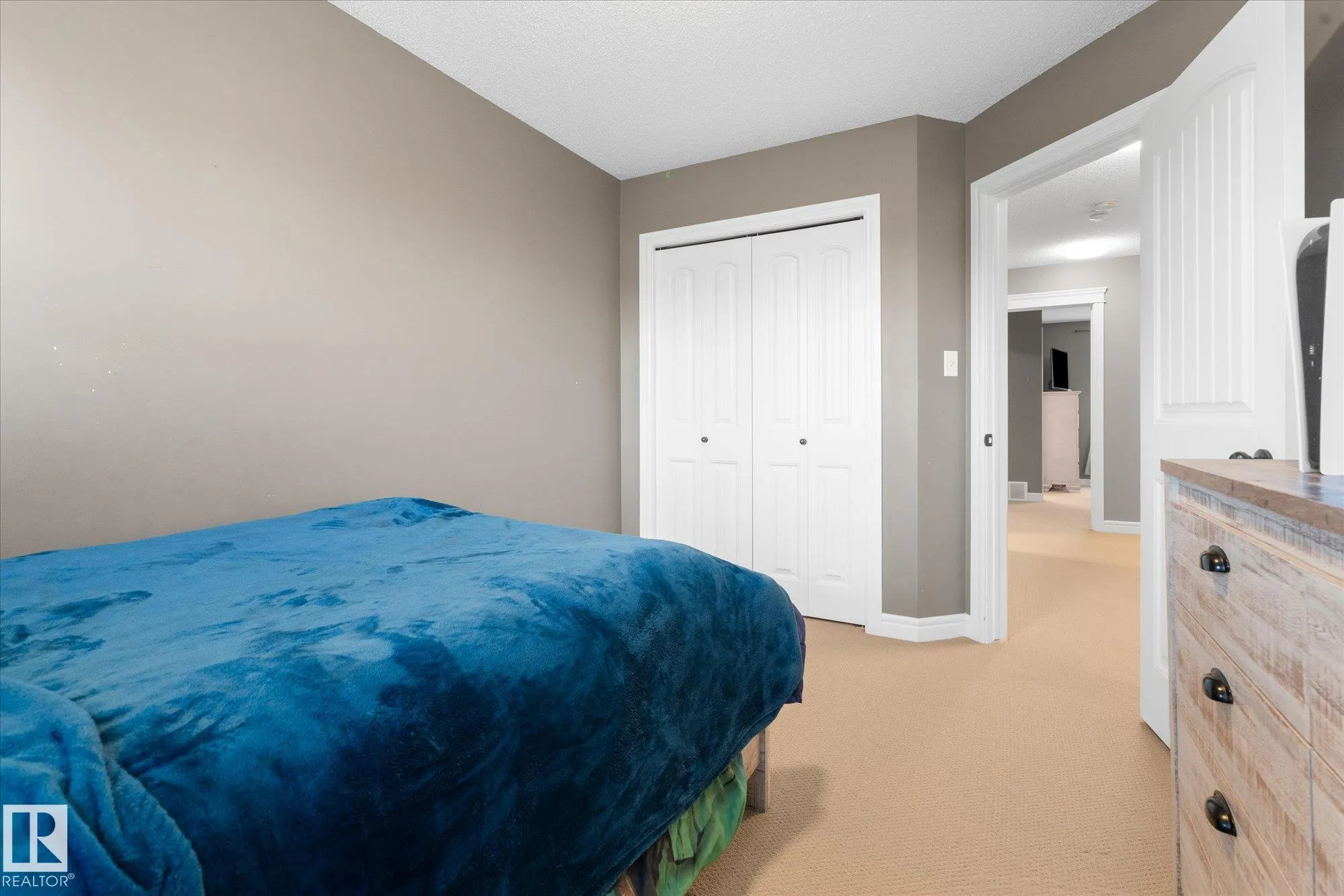 20 CARAGANA Way