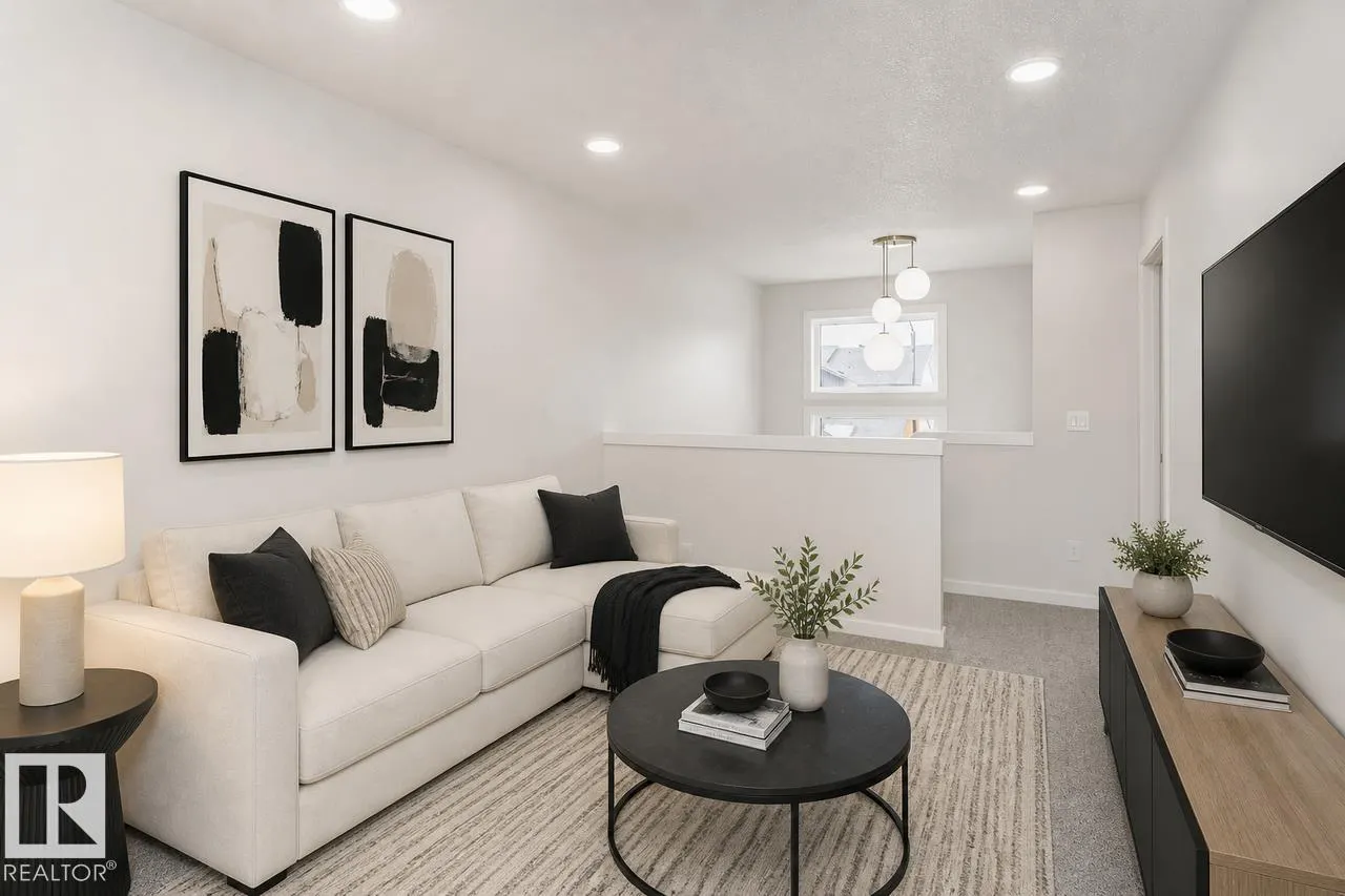 7 Clichy Close