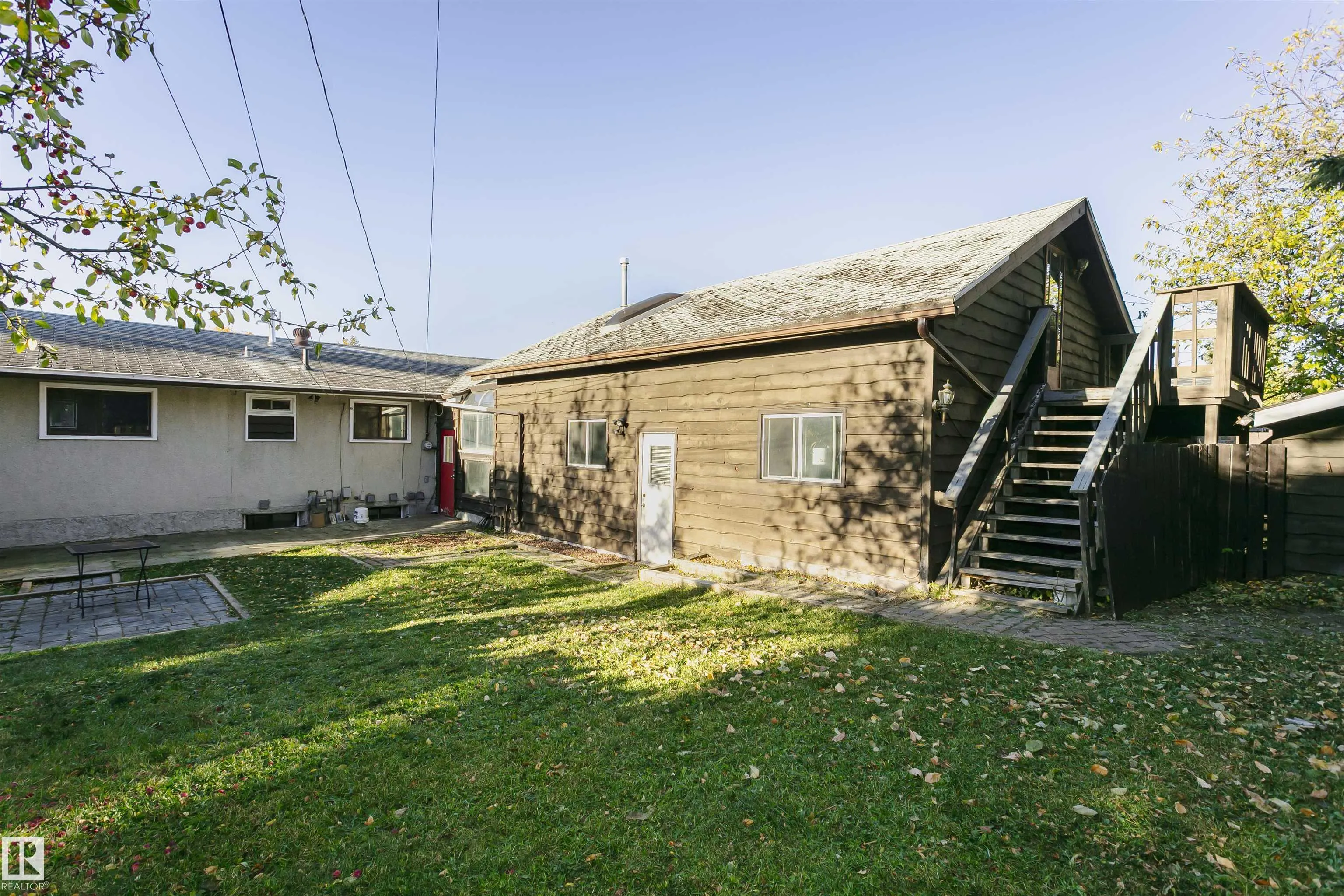 7 SHERIDAN Drive