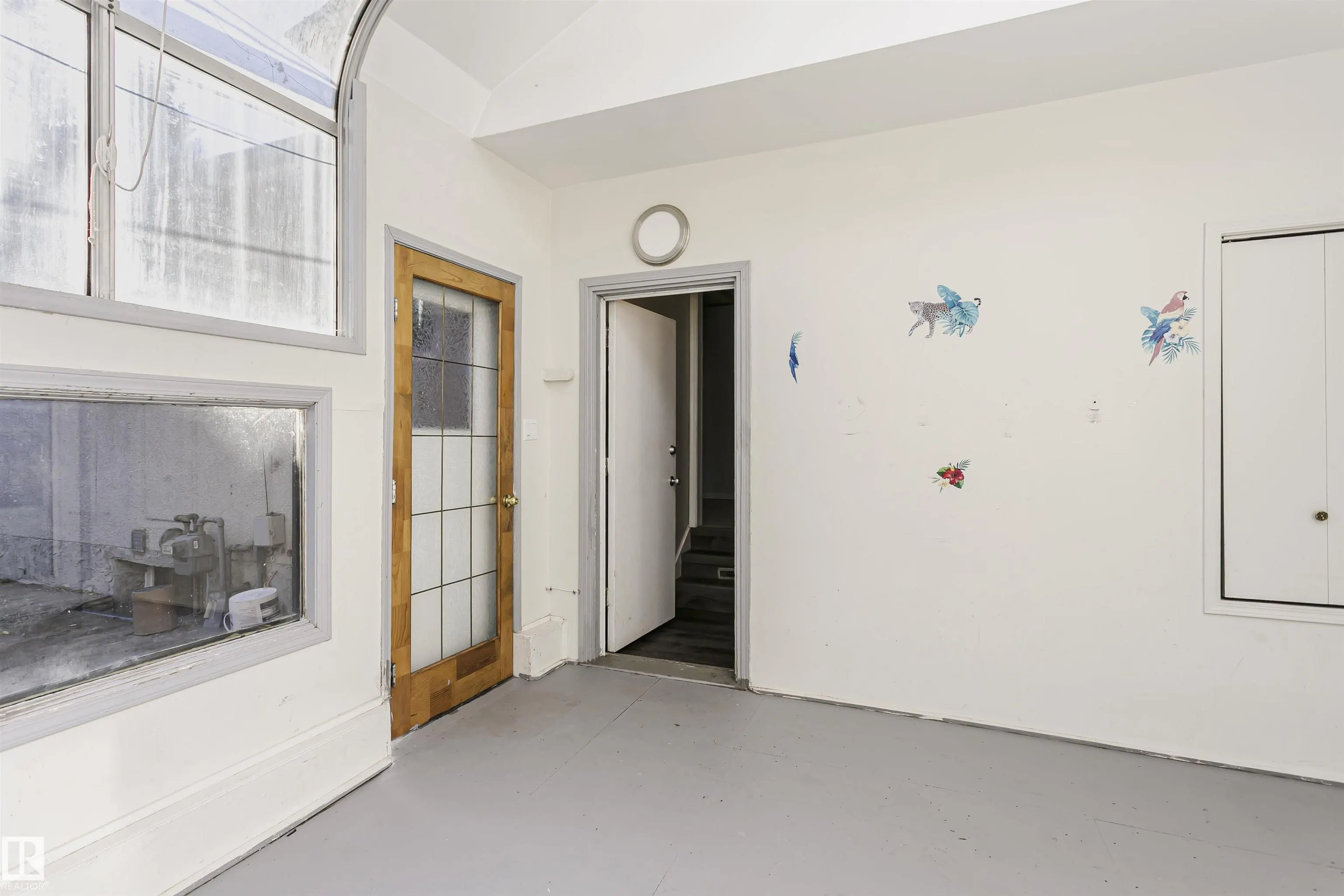7 SHERIDAN Drive