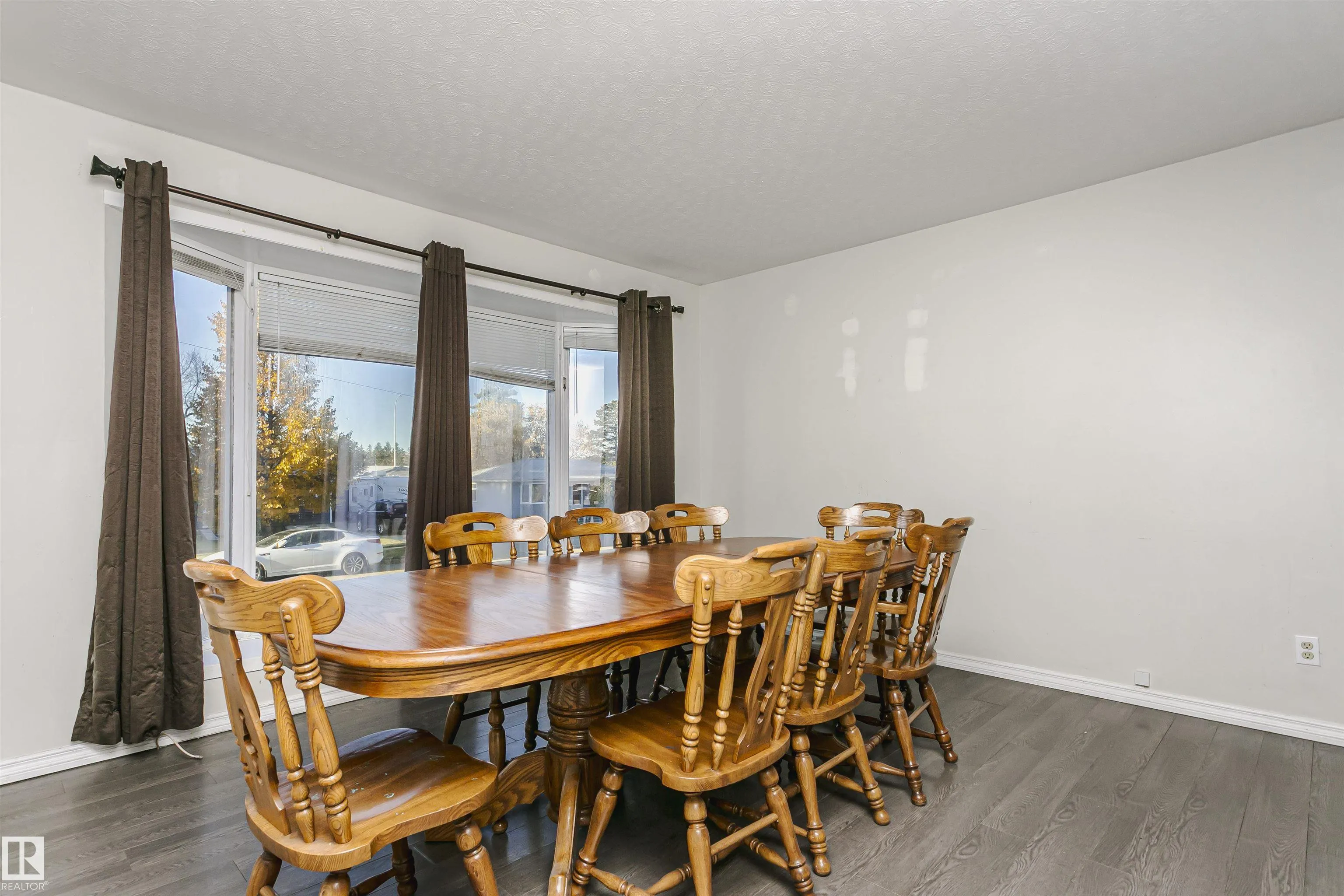 7 SHERIDAN Drive