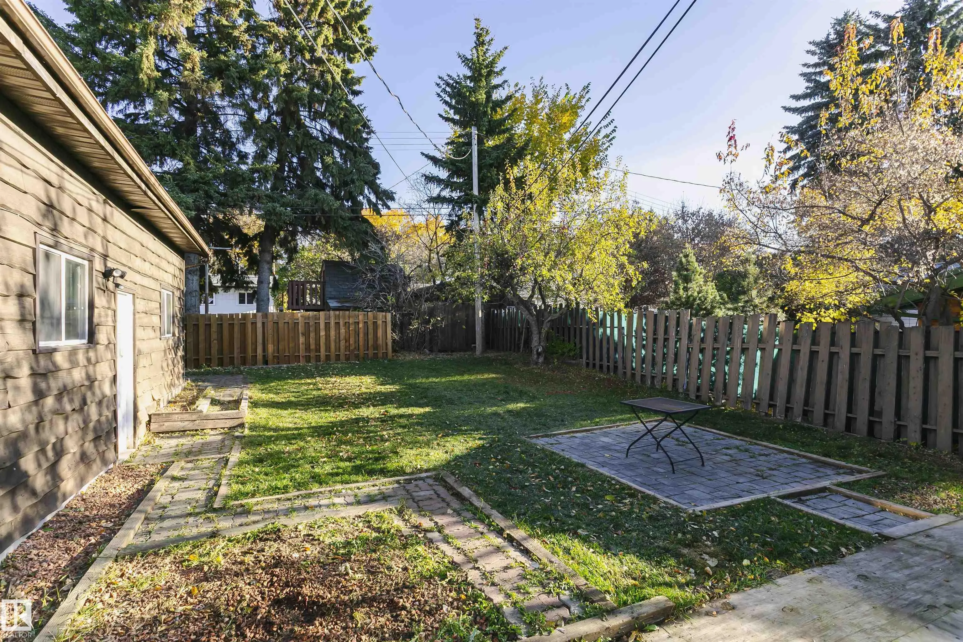 7 SHERIDAN Drive