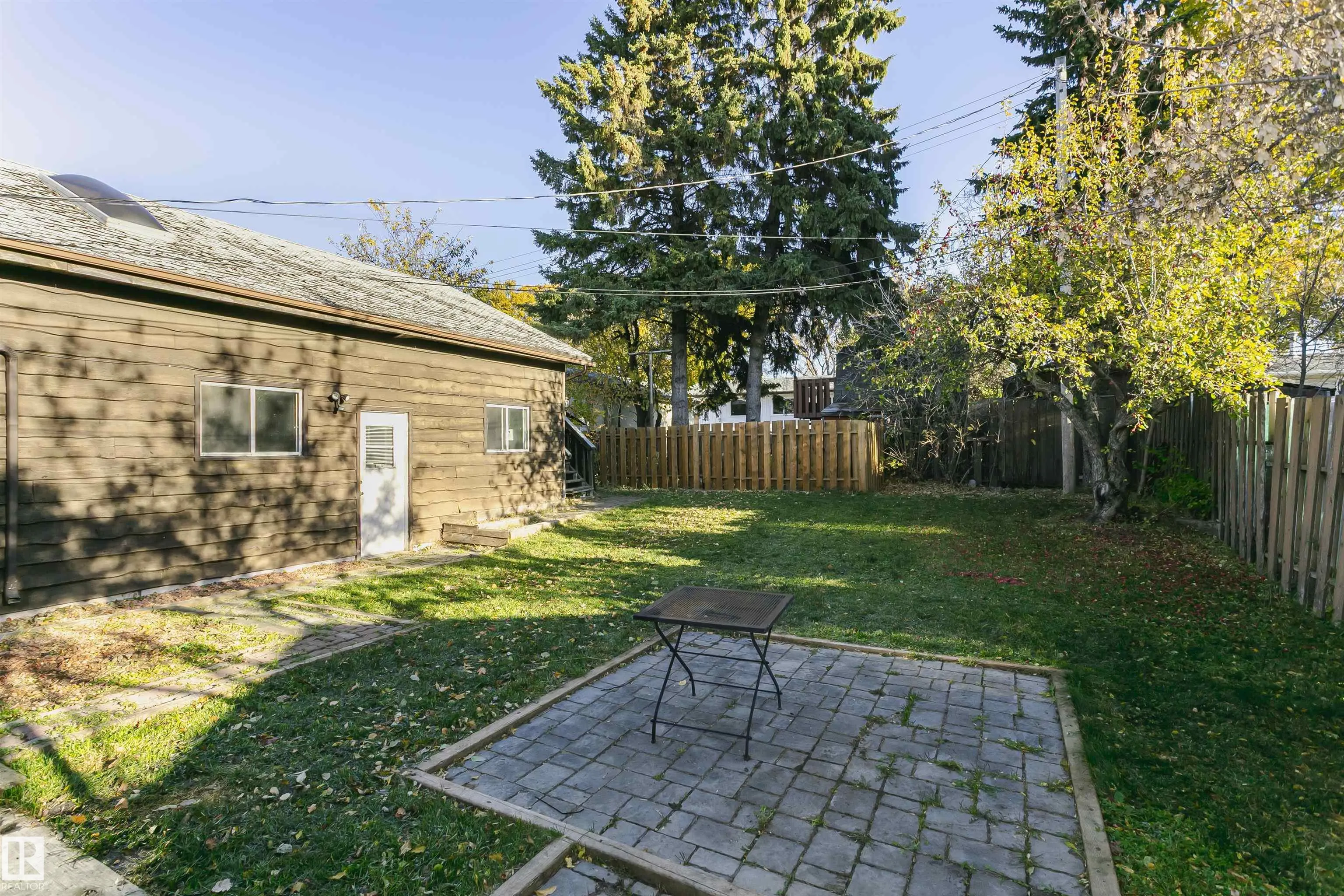 7 SHERIDAN Drive