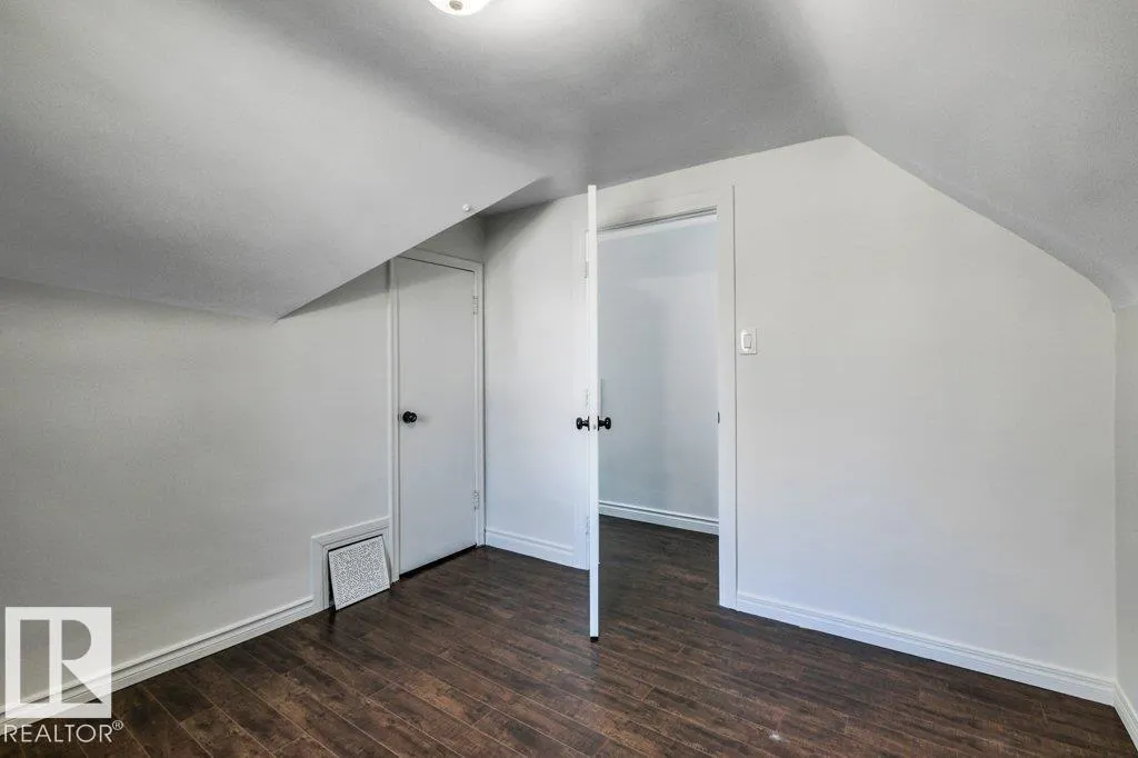 7747 79 Avenue