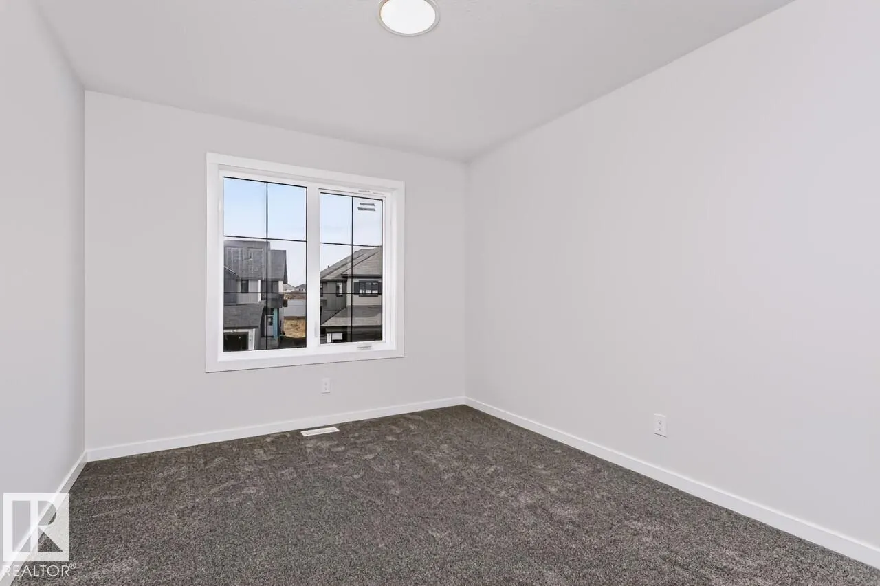 46 Chartres Close