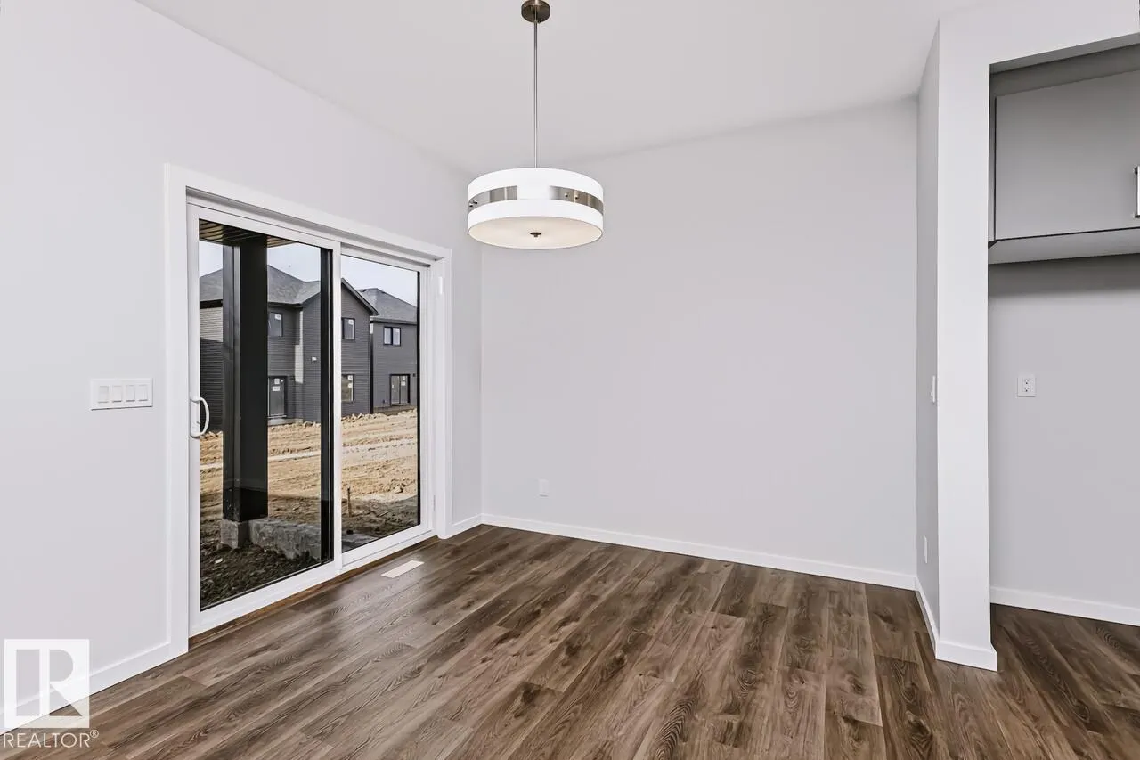 46 Chartres Close