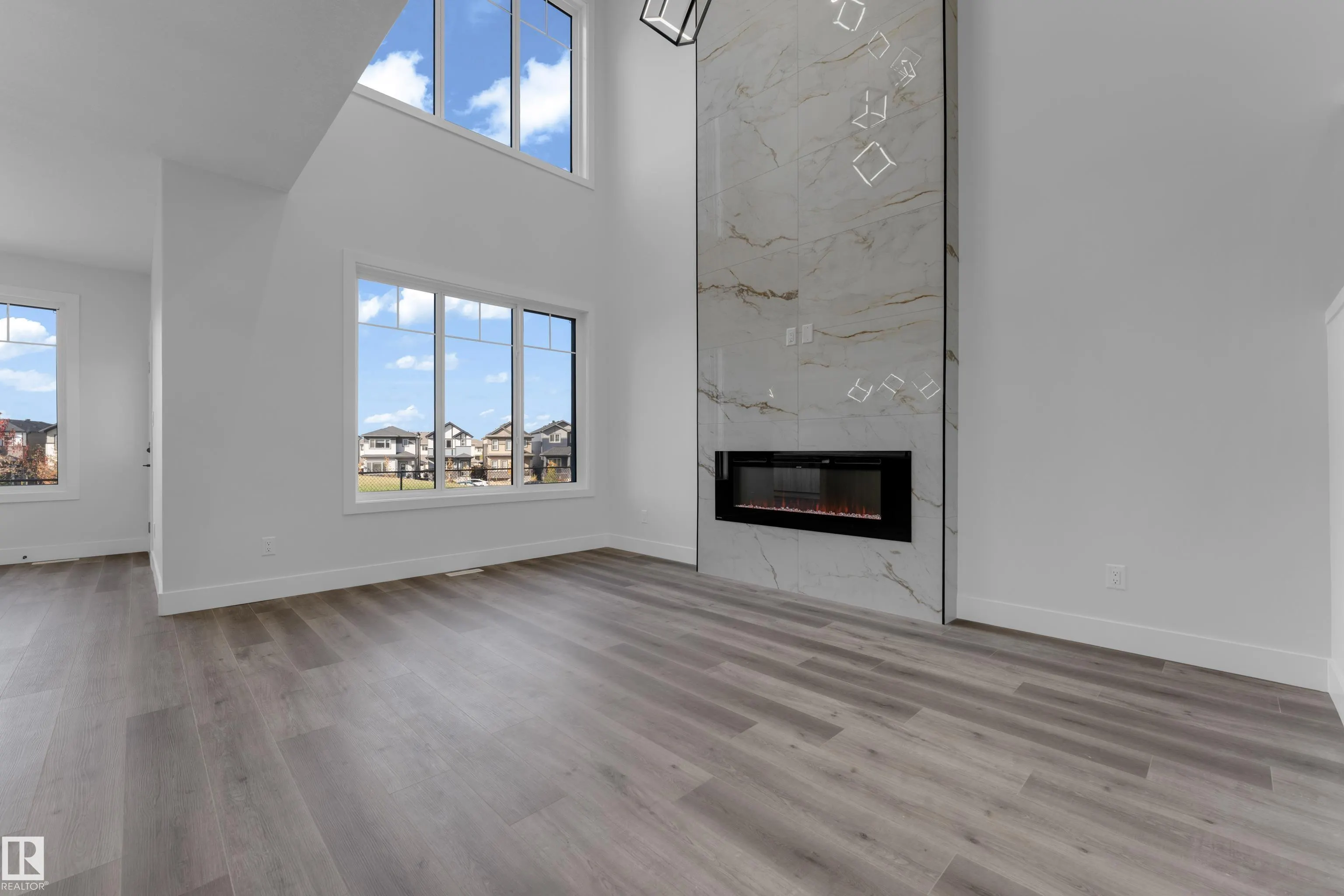 4319 36 ST