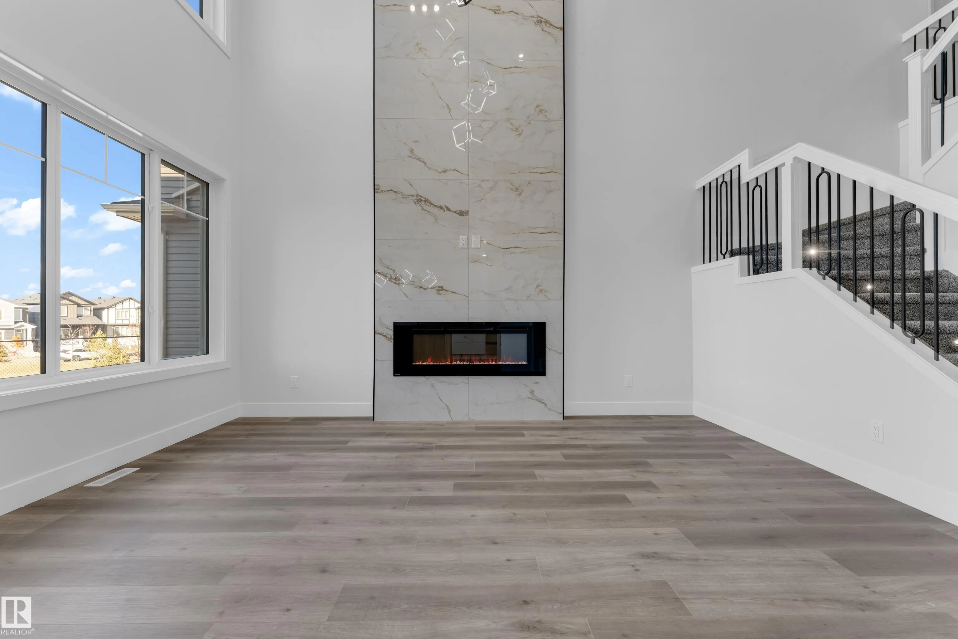 4319 36 ST