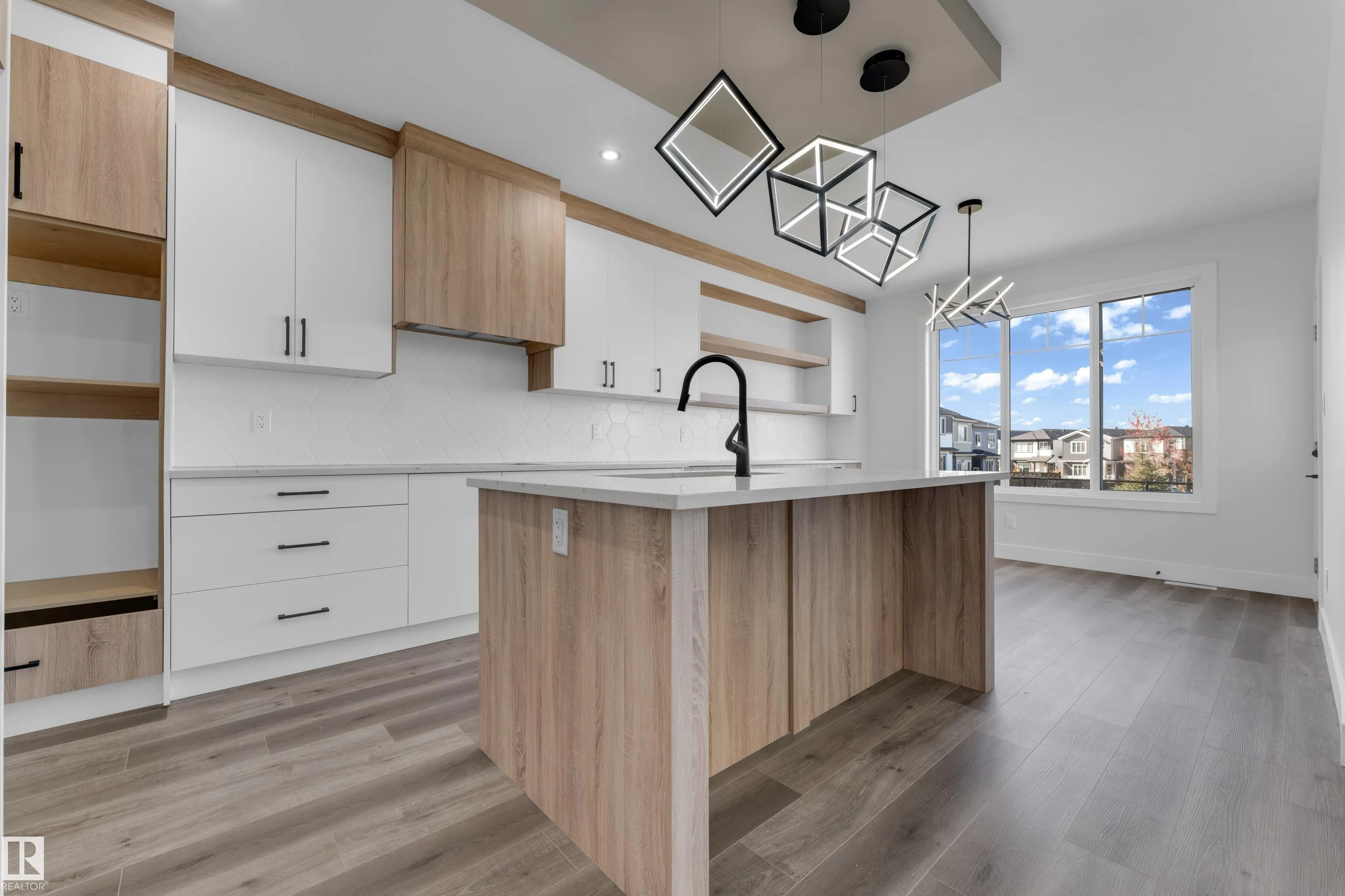 4319 36 ST