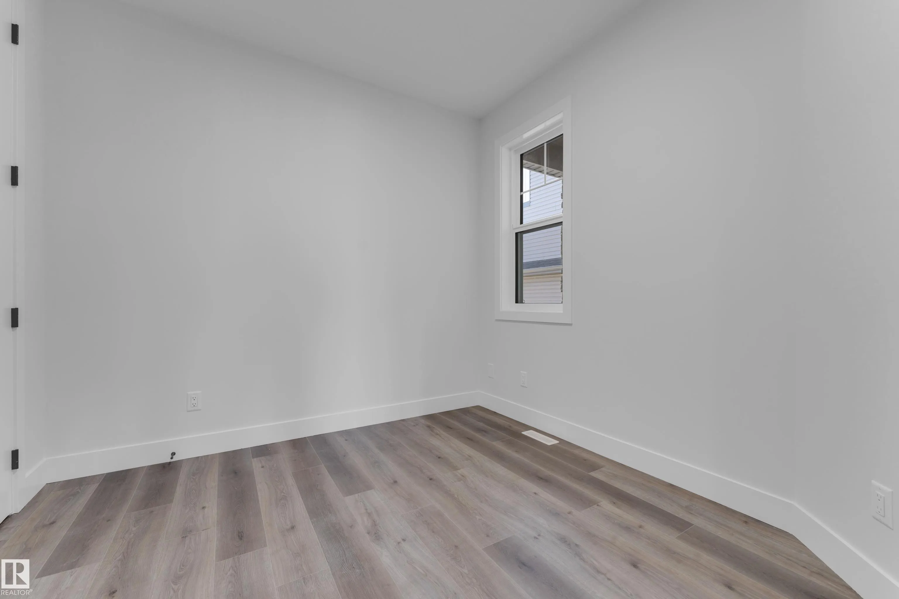 4319 36 ST