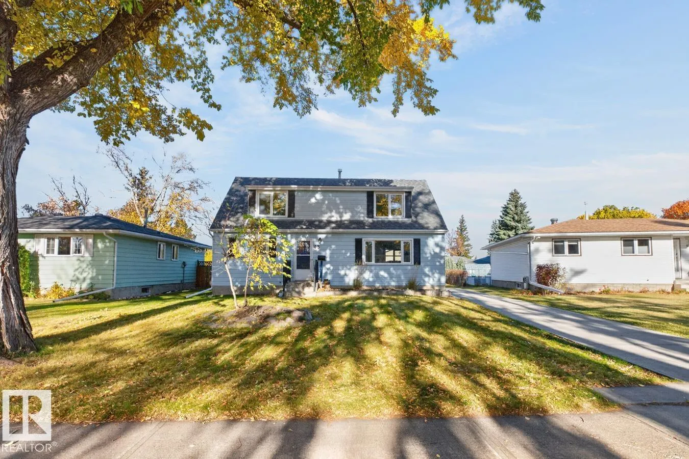 43 MORELAND Crescent